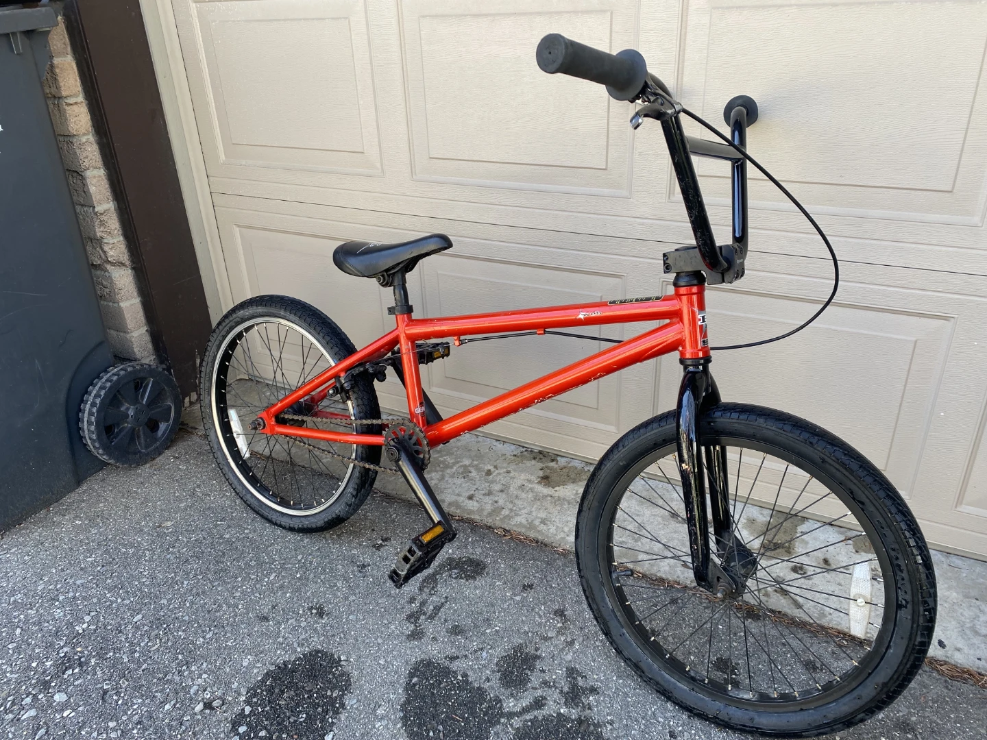 Hutch Web 20" BMX Freestyle Bike - Radiant RED - photo 2
