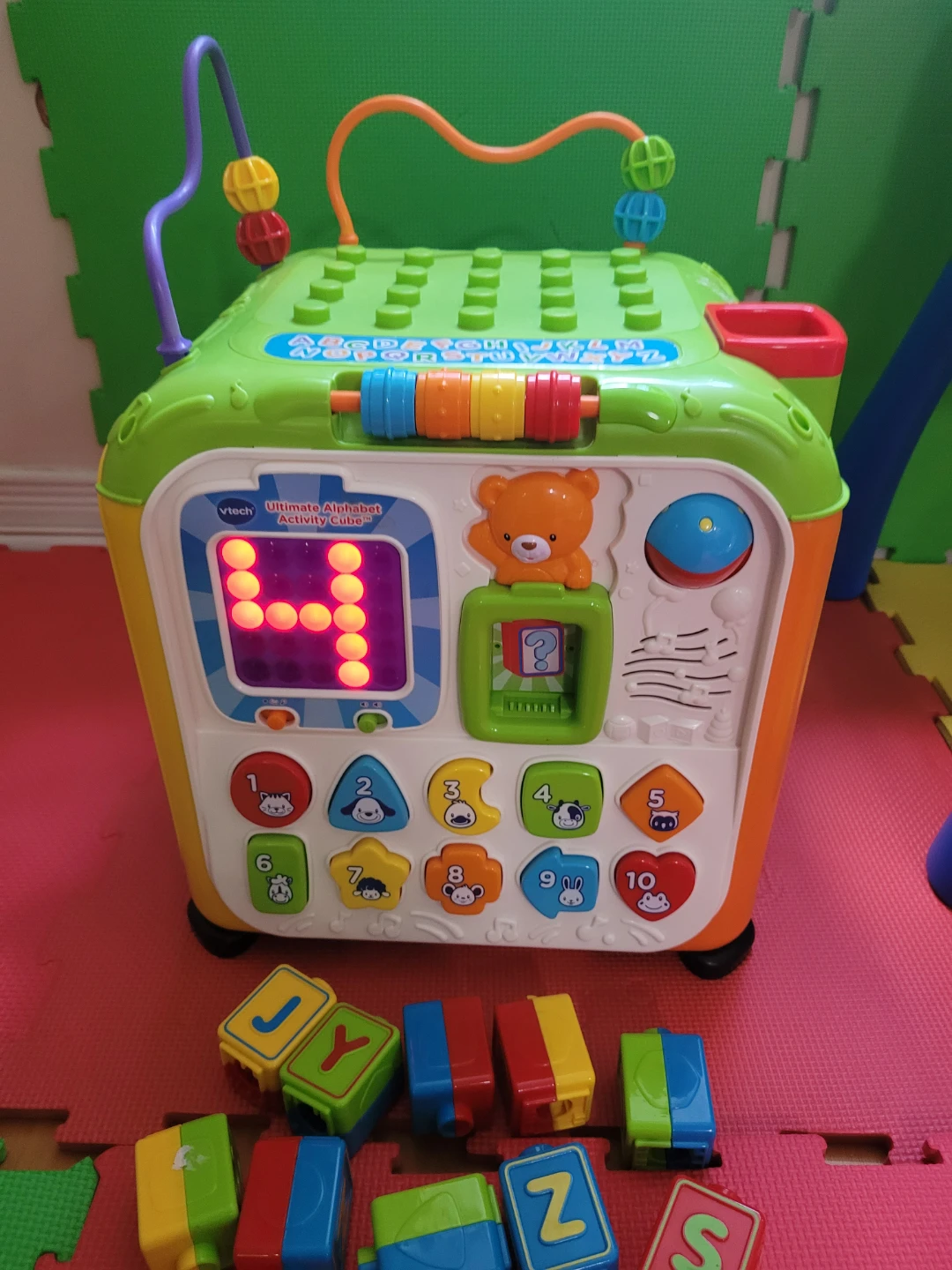 VTech Ultimate Alphabet Activity Cube