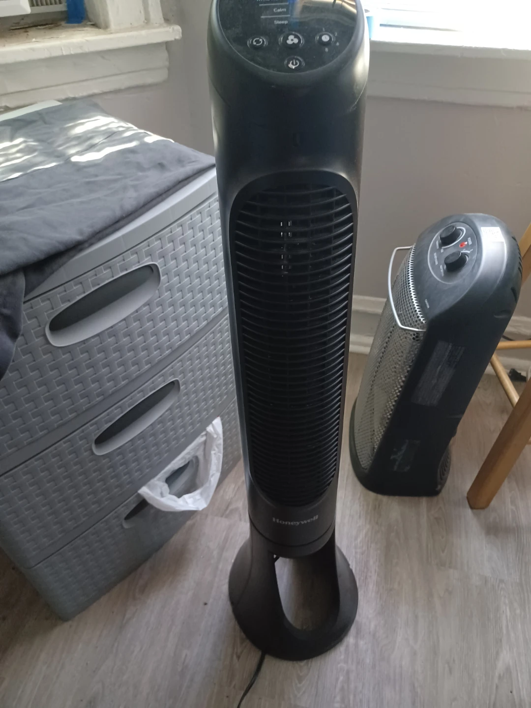 Tower fan - photo 2