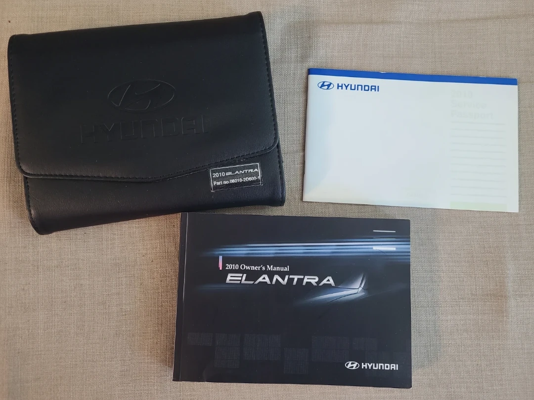 2010 Hyundai Elantra Owner's Manual and Service Passport