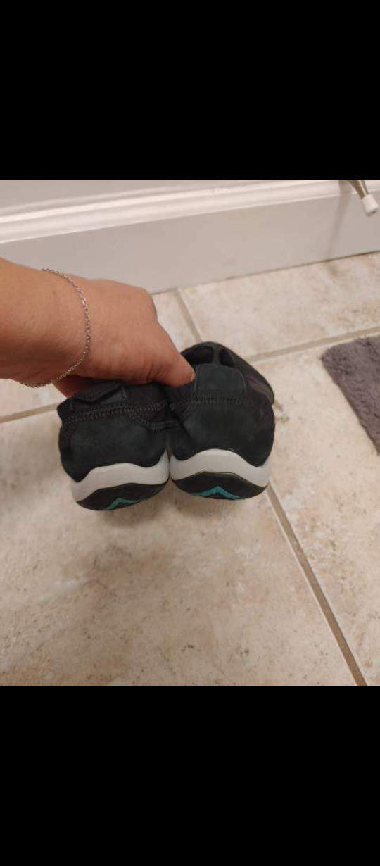 Women's Black Suede Sneakers size 6 - photo 3