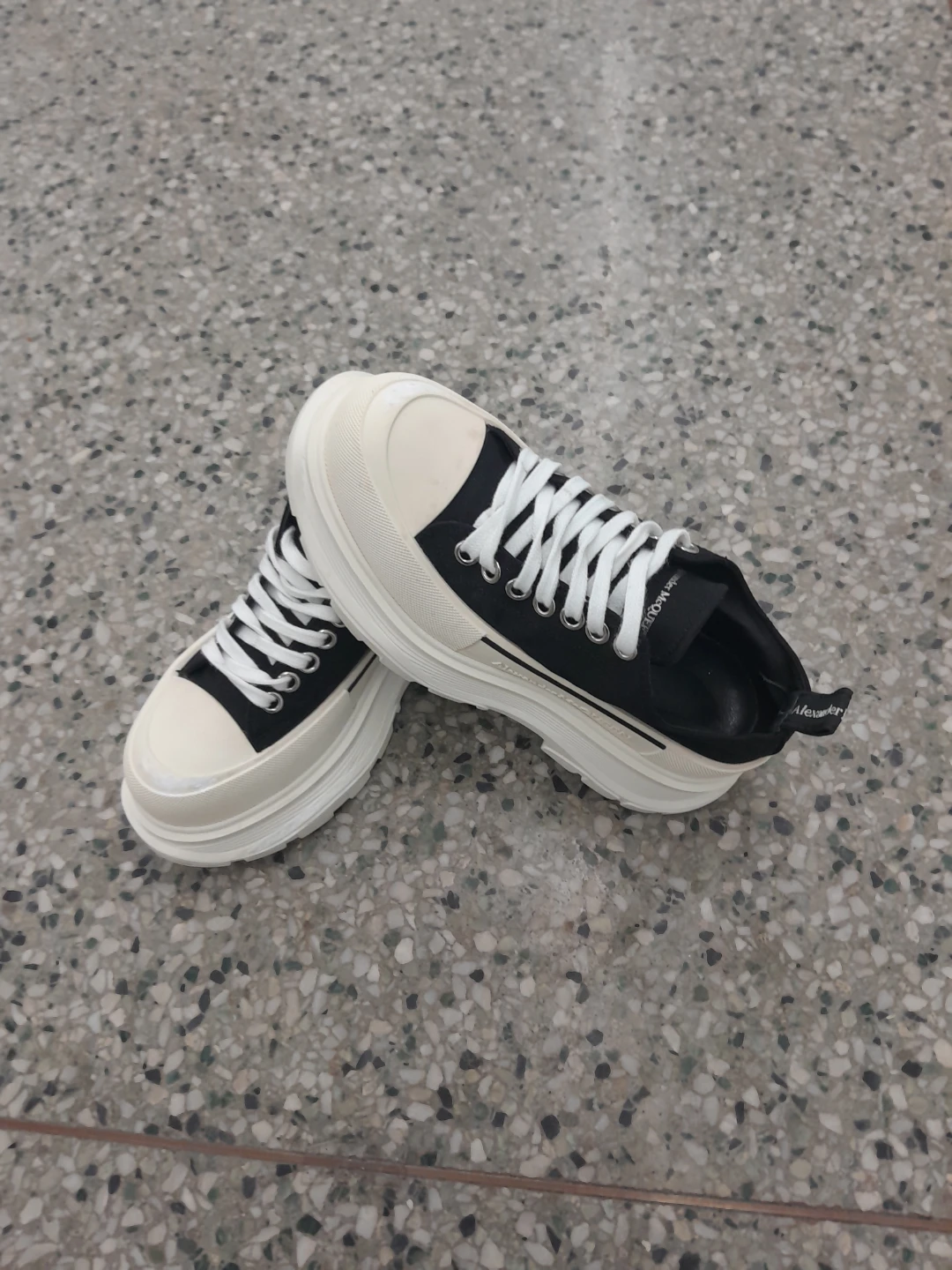 Alexander McQueen Oversized Sneakers Women's Size 6.5 - photo 5