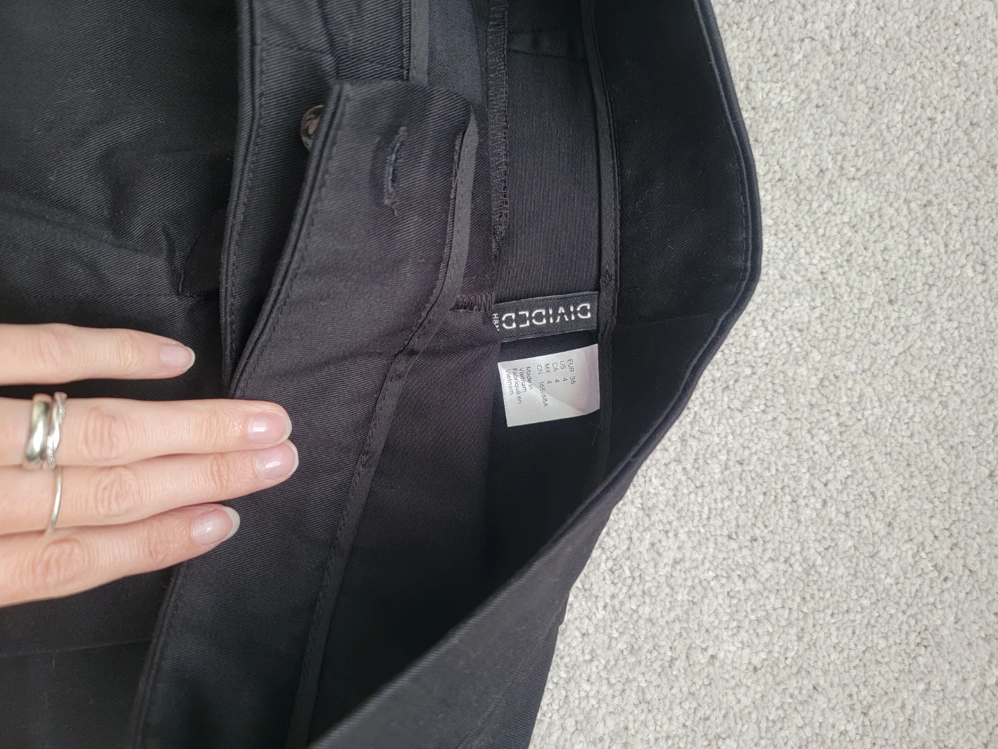 Black H&M Divided Skort Size 6 - photo 3