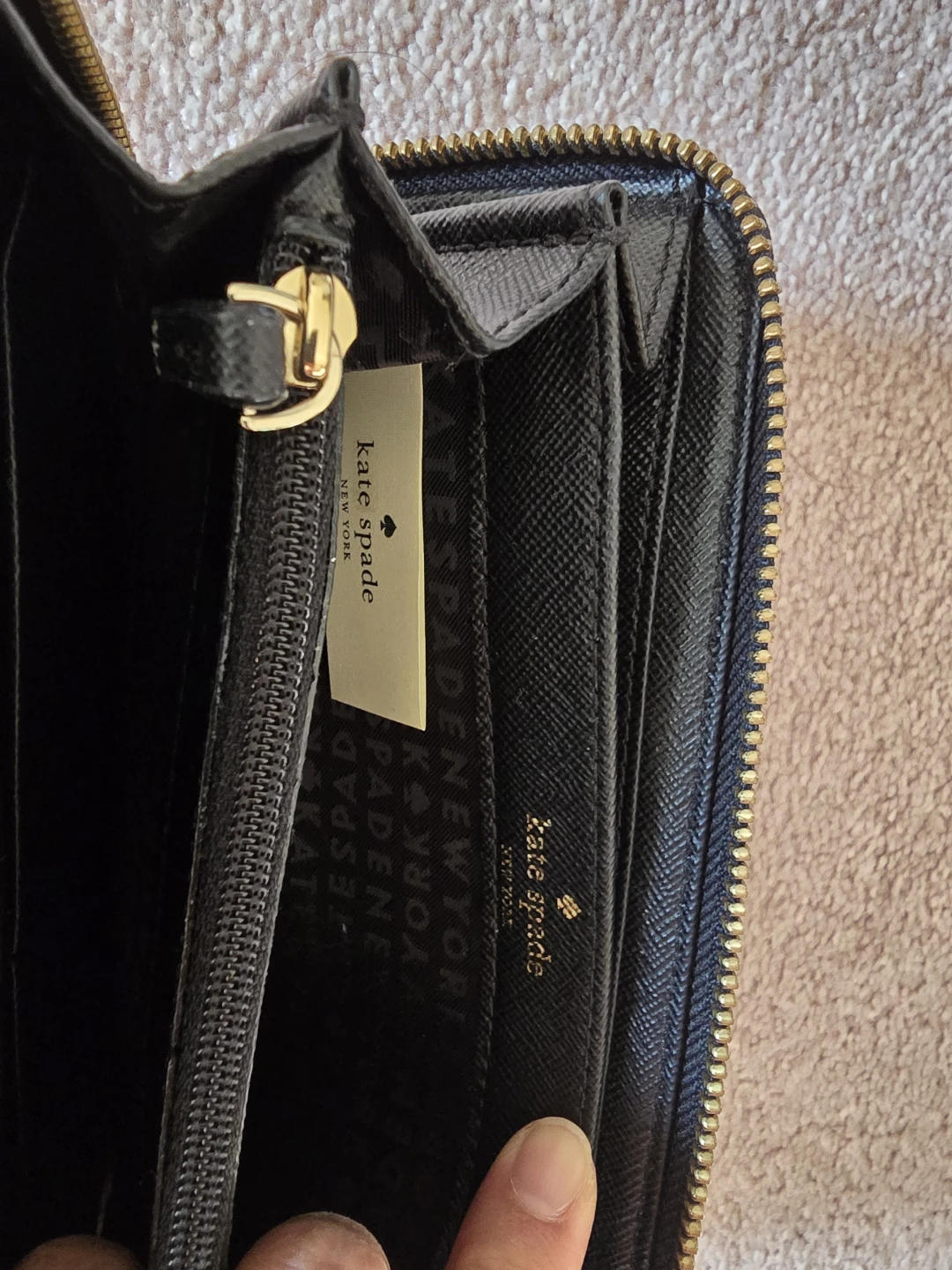 Kate Spade Black Zip Around Wallet - photo 2