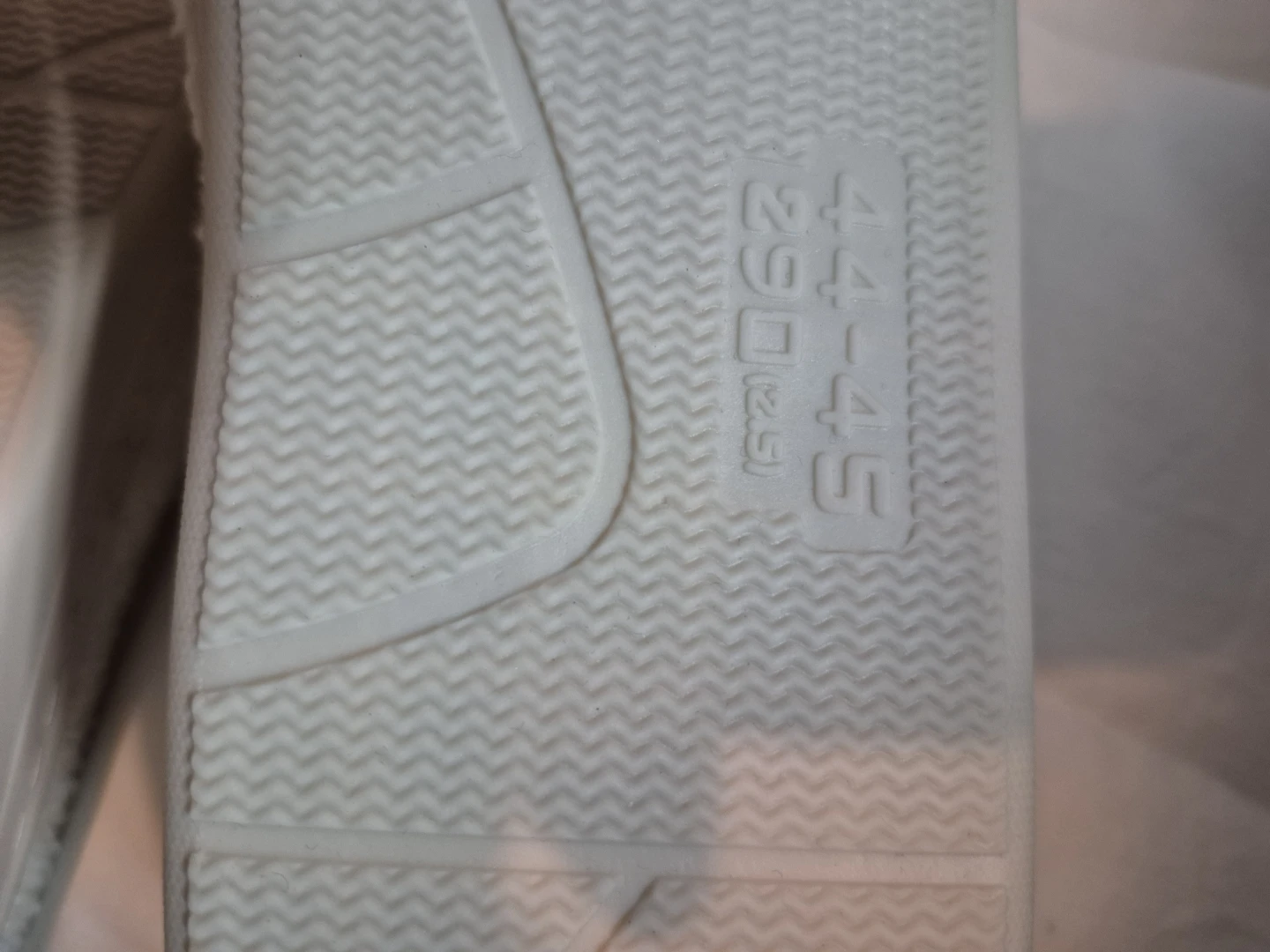 Never Used - White Fuzzy Smiley Face Slippers - photo 3