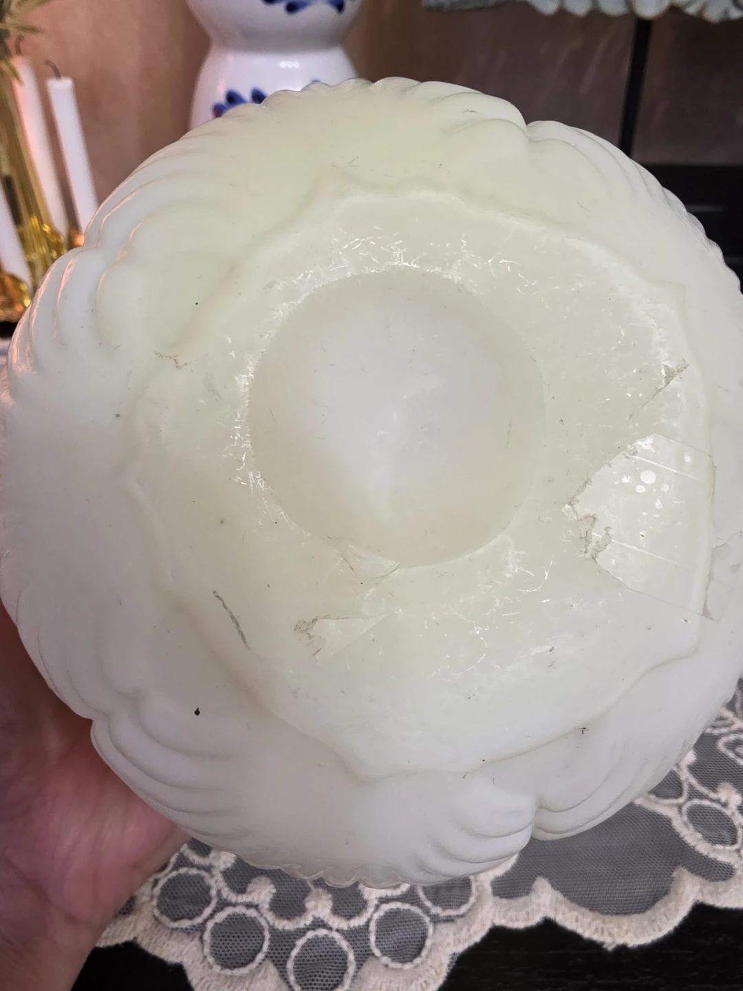 Vtg Victorian Yellow Opalescent Glass Vase with Floral Design - photo 3