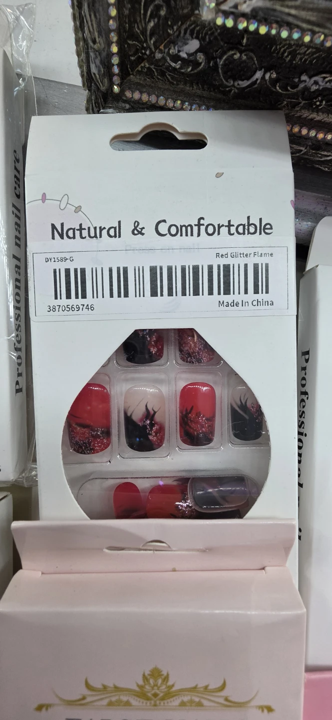 NIB Pretty Pretty Press on nails - photo 2