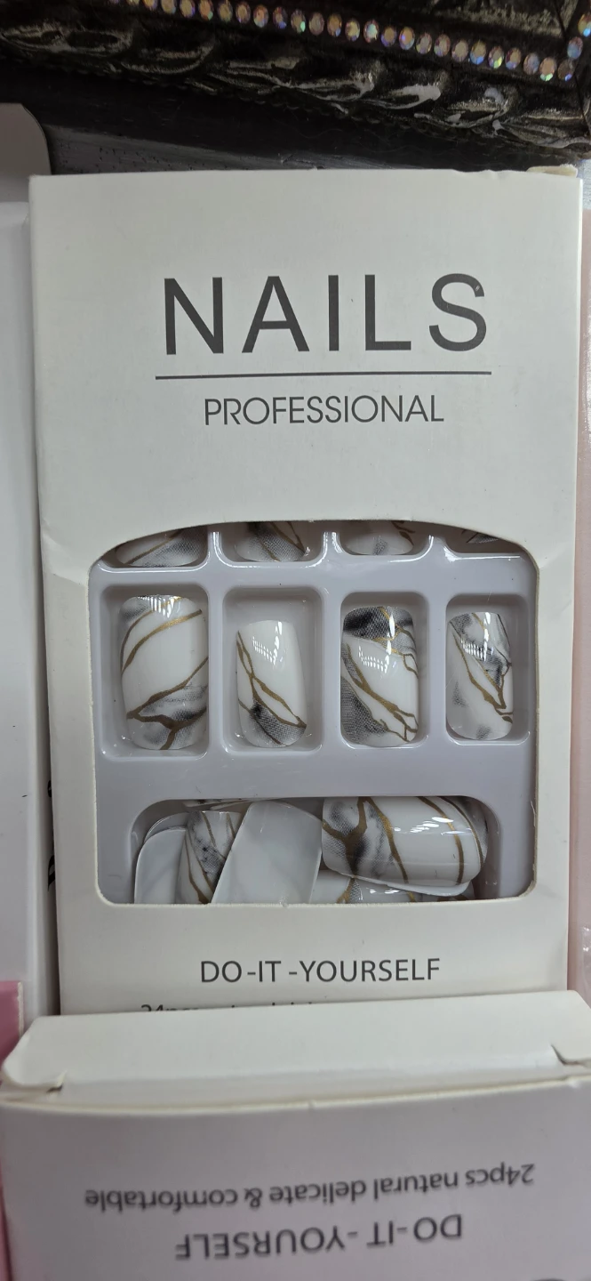 NIB Pretty Pretty Press on nails - photo 4