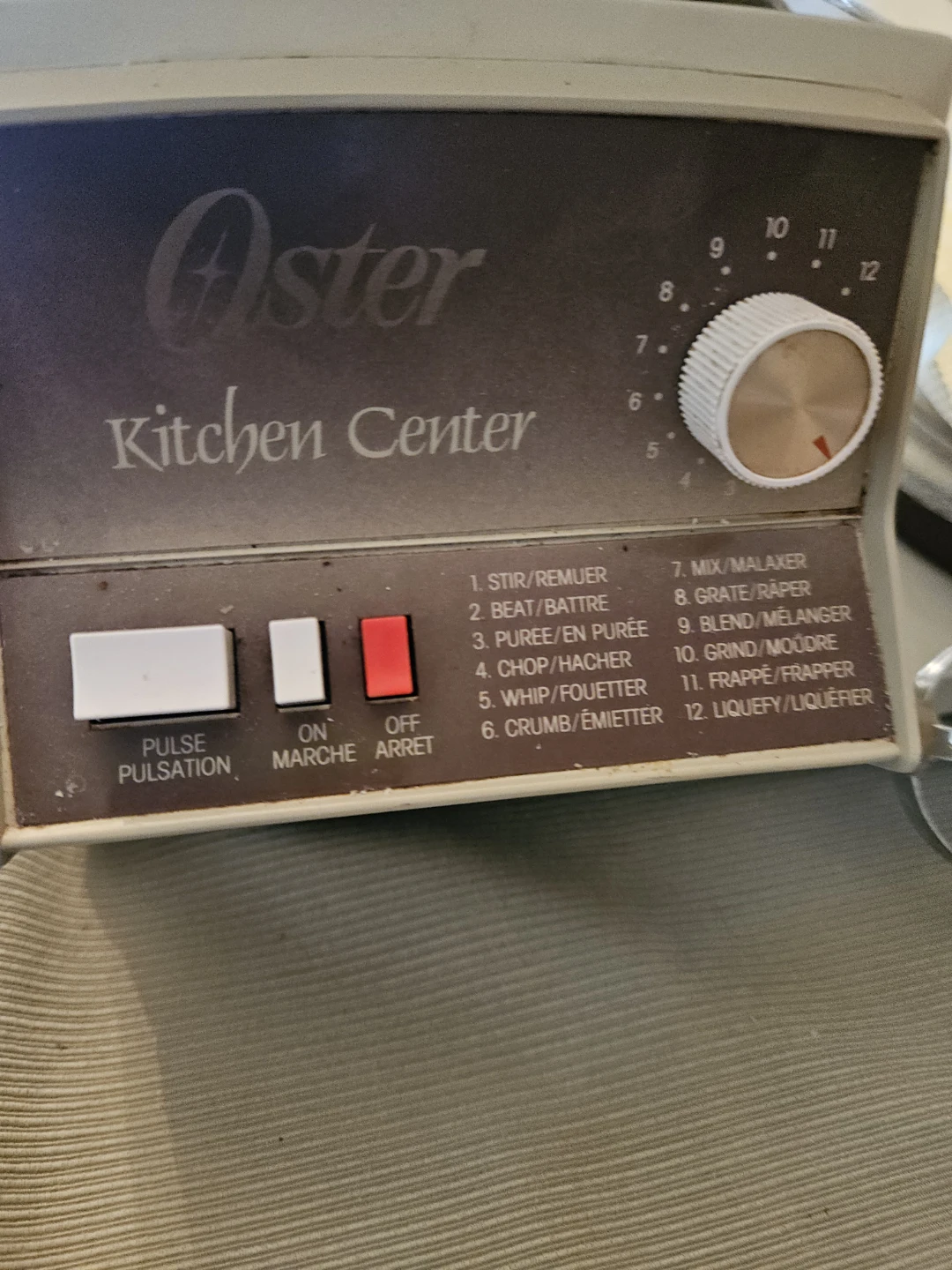 Oster Kitchen Stand Mixer with Bowls, Beaters & Dough Hooks. - photo 2