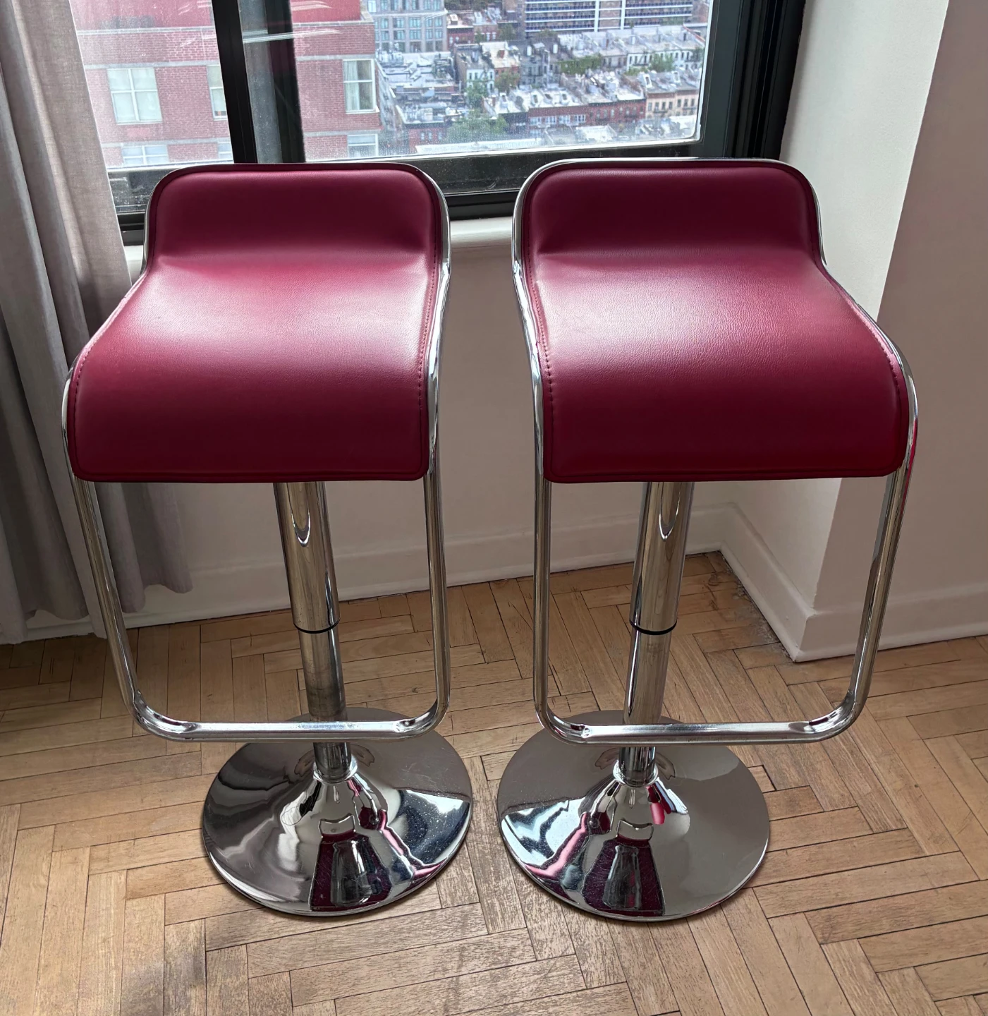 Set of 2 Red Adjustable Bar Stools