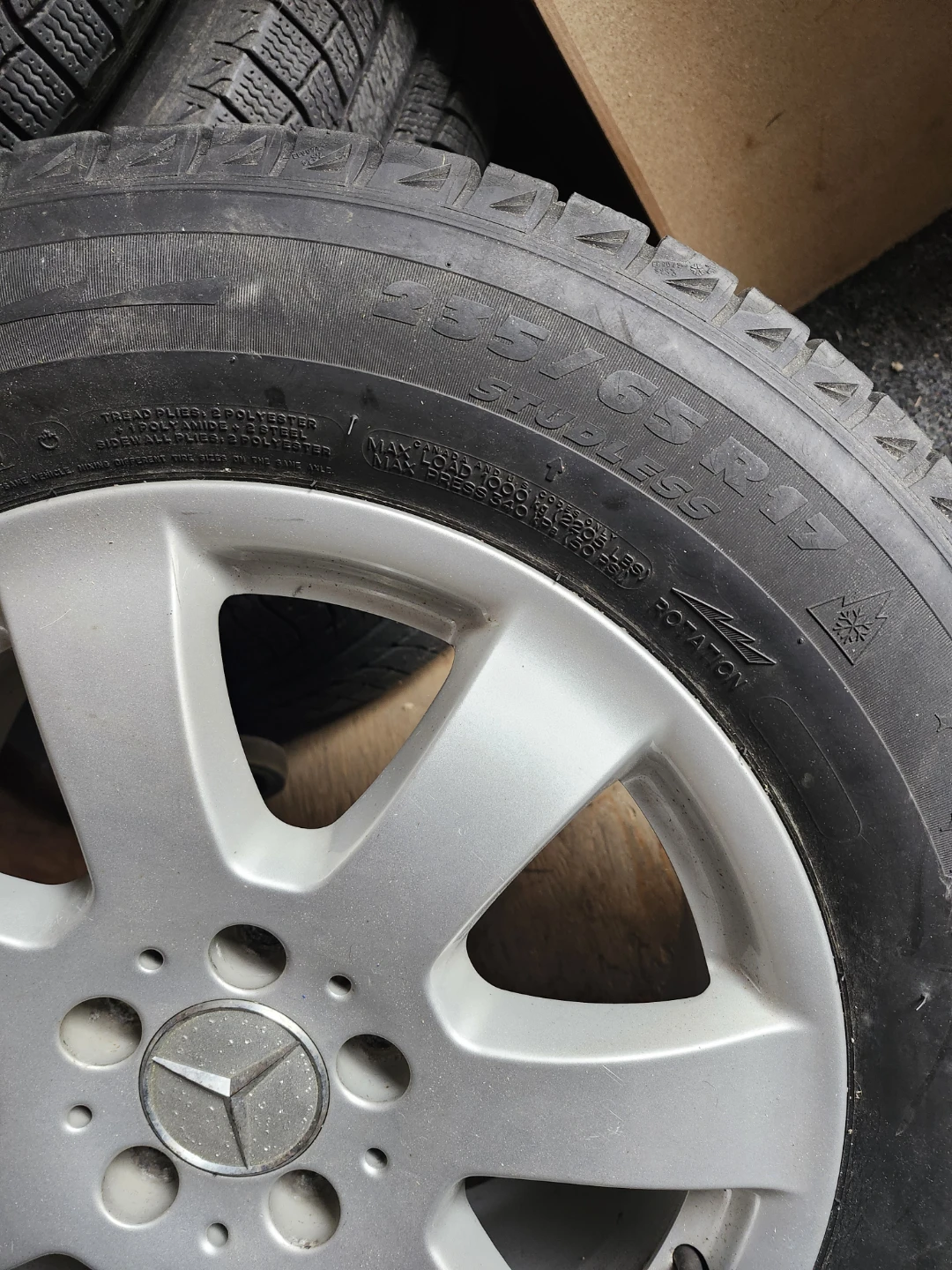 Michelin Winter Tire with Mercedes Rim - 235/65R17 - photo 2