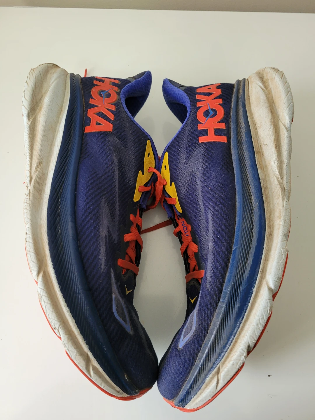 Hoka One One M Clifton 9 Running Shoes size 11.5D