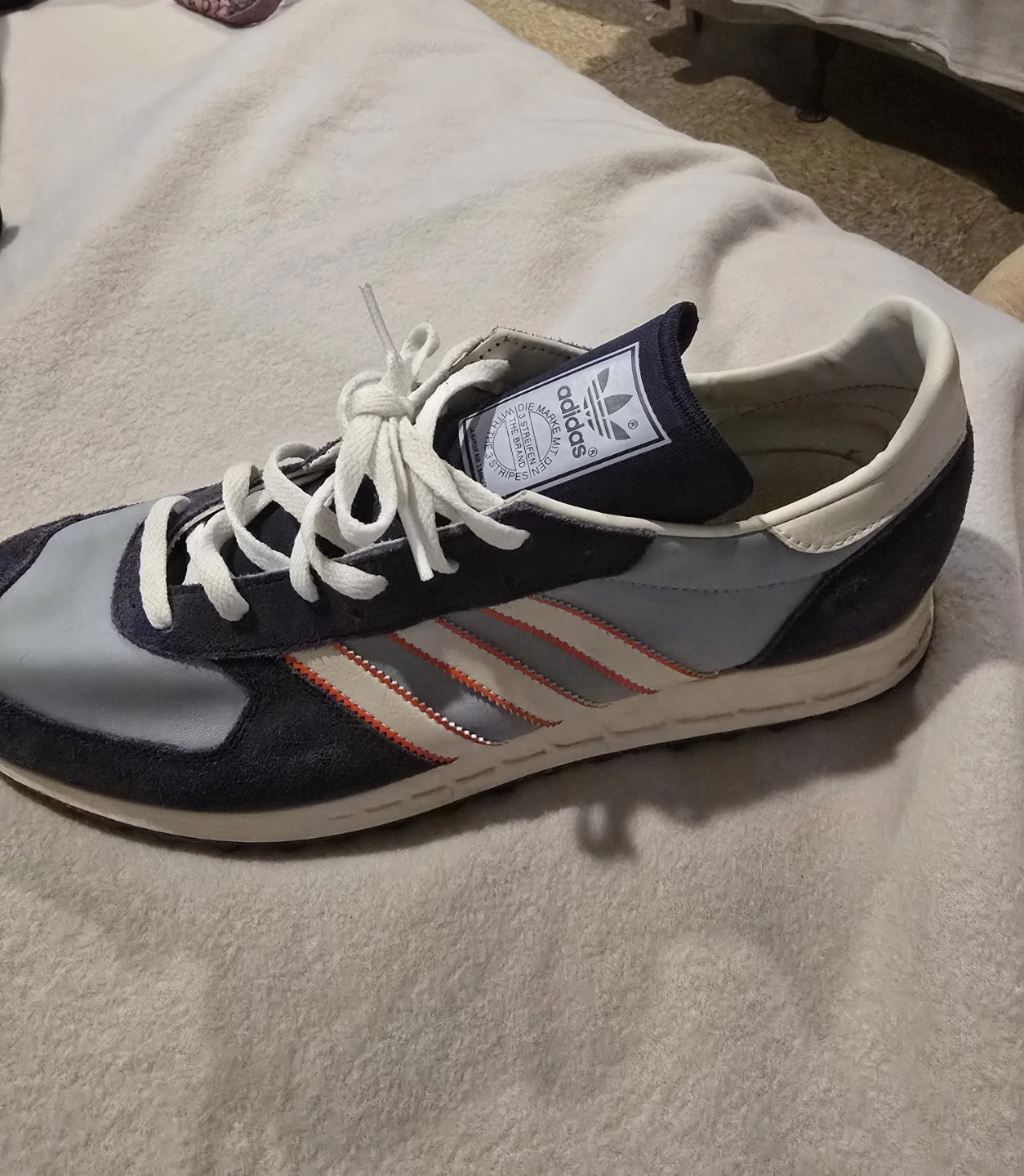 Adidas Original Sneakers