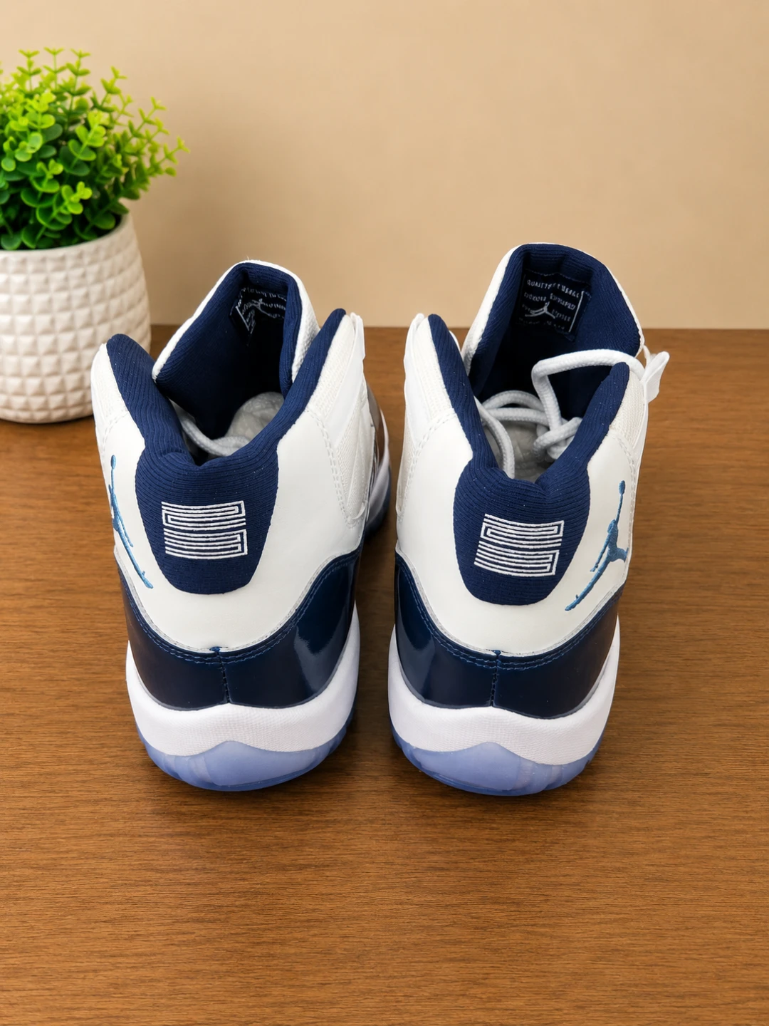 Air Jordan 11 Retro Low Sneakers - photo 3