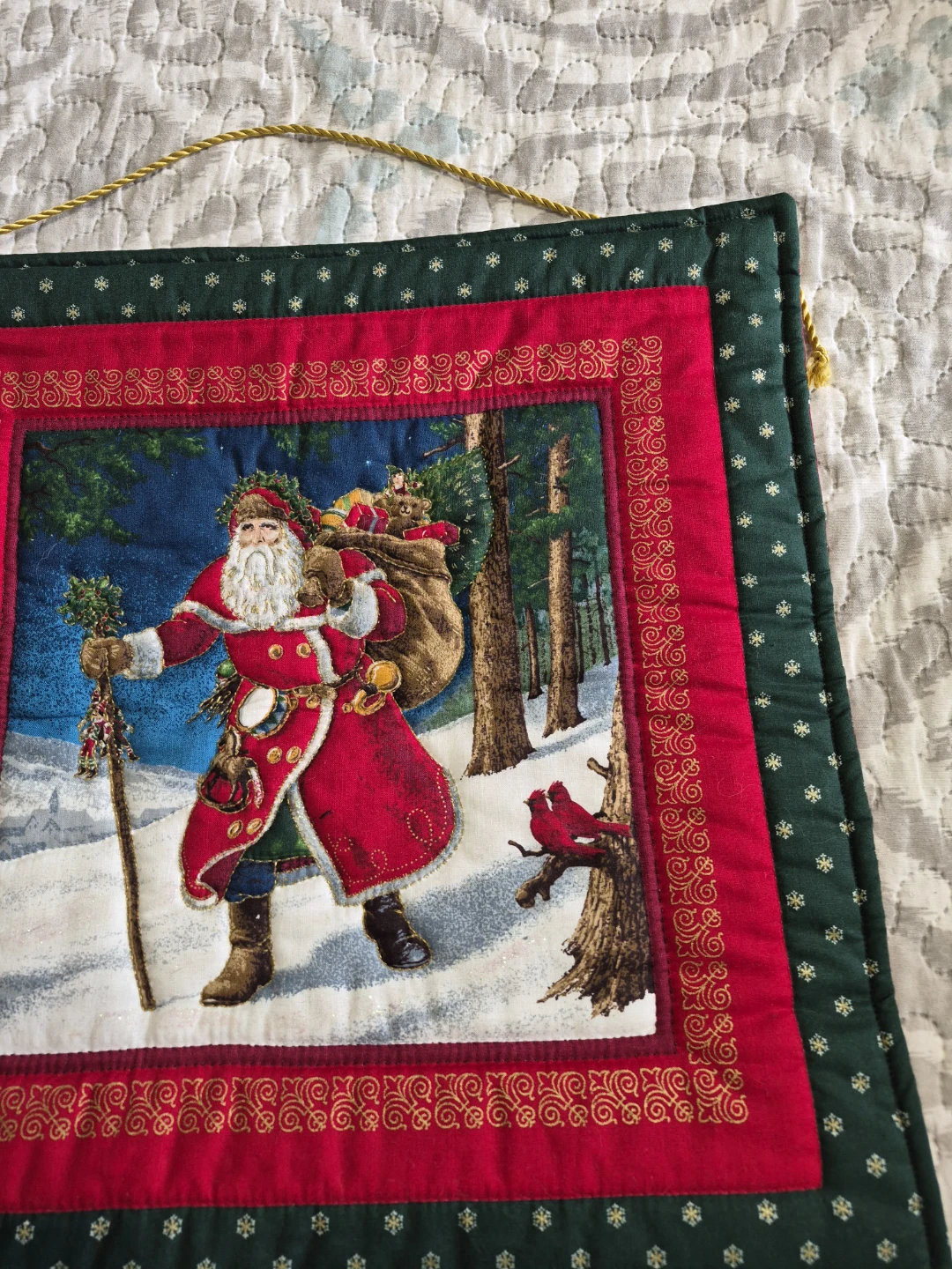 Holiday Christmas Quilted Santa Wall Hanging Decor - photo 2