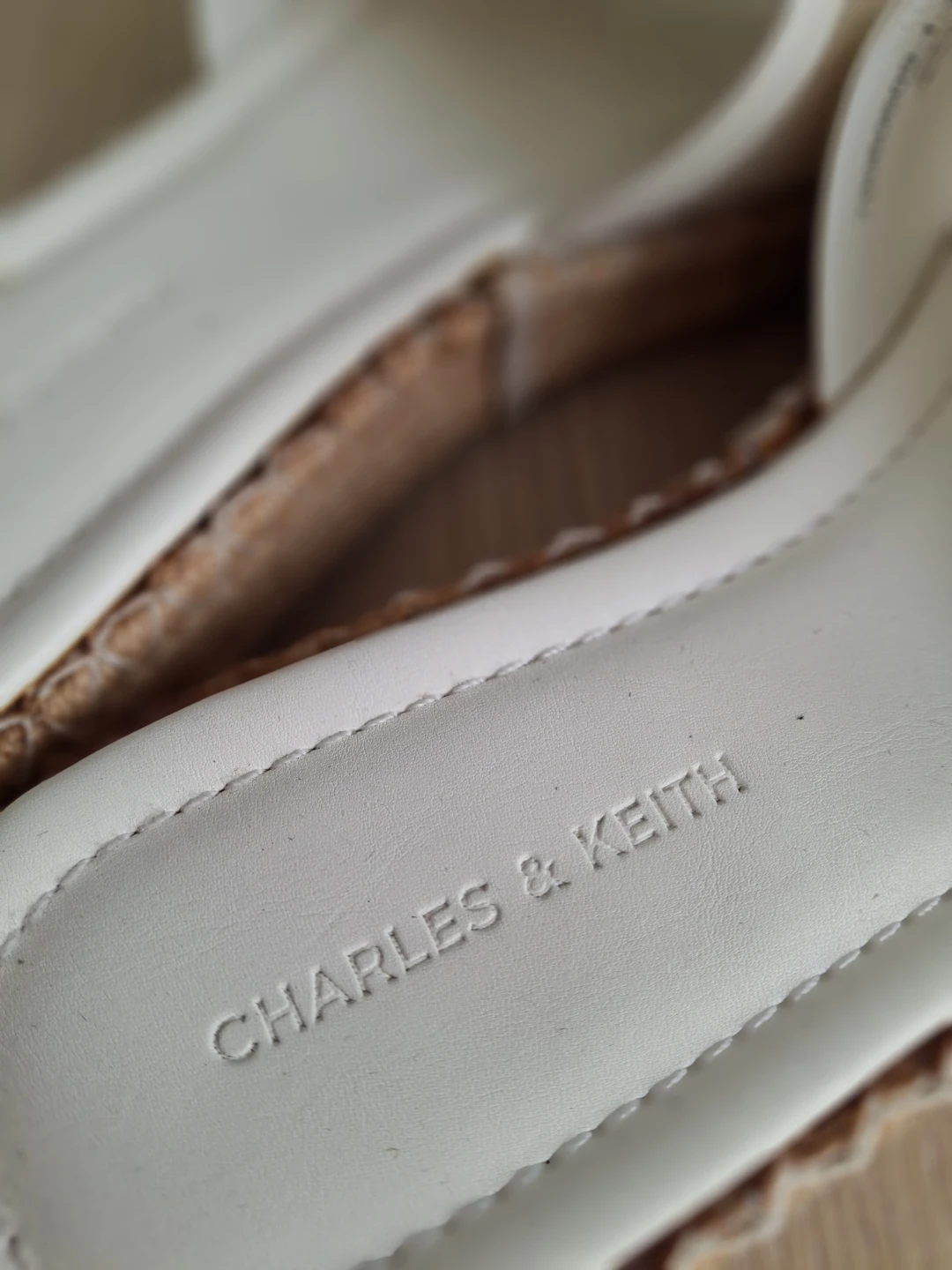 Charles & Keith White Slides with Gold Buckle - photo 3