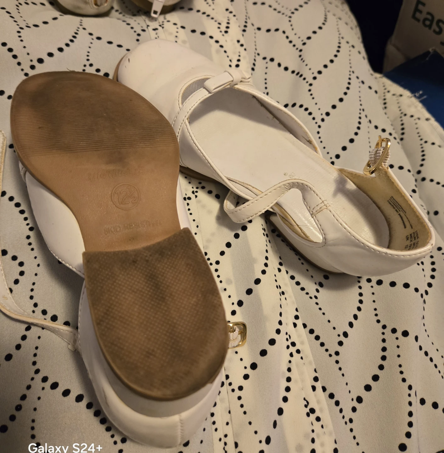 White Mary Jane Shoes Size 5.5 - photo 4