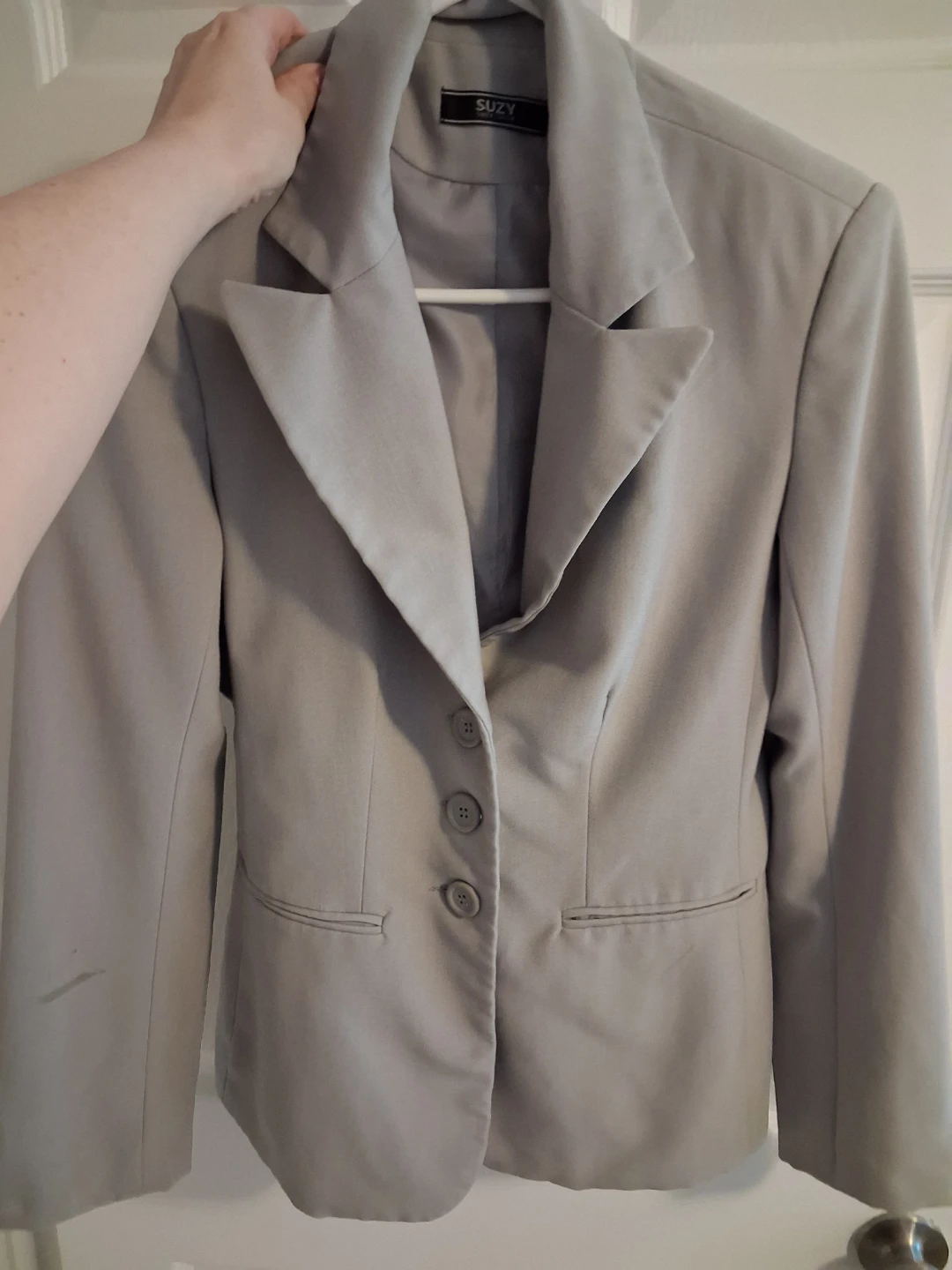 FREE Light Grey Blazer - Size 5/6