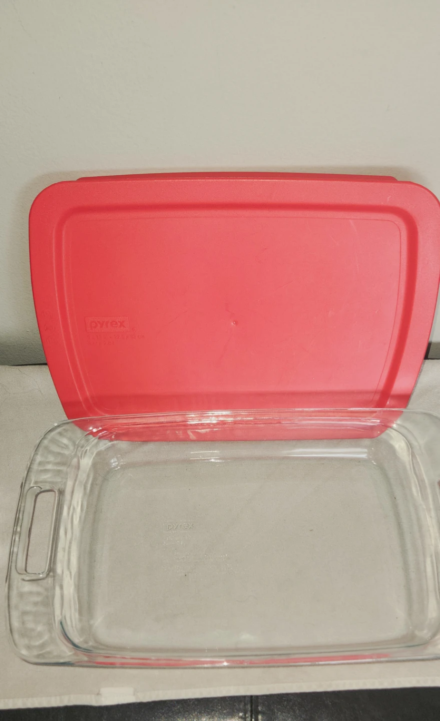 Pyrex Baking dish ⚽️