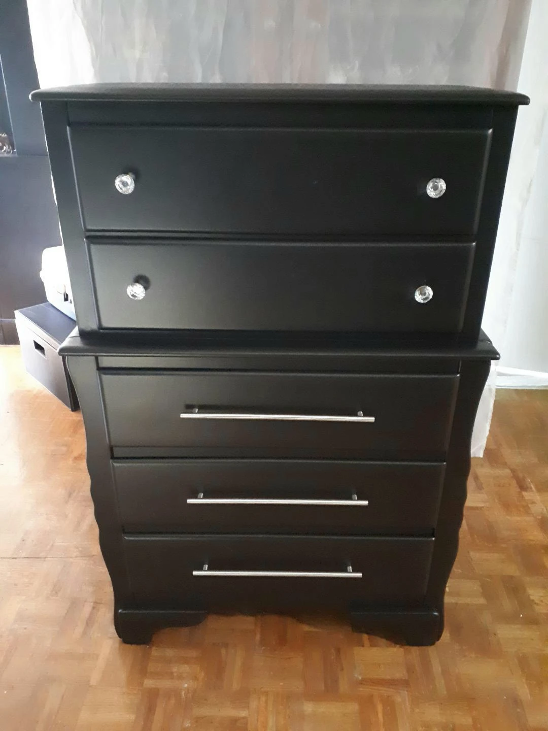 Solid Maple 5 Drawer Dresser in Black Satin Finish