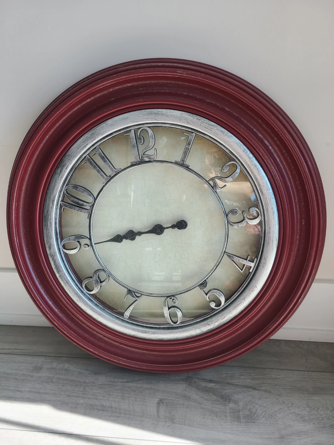 Round Wall Clock - photo 2
