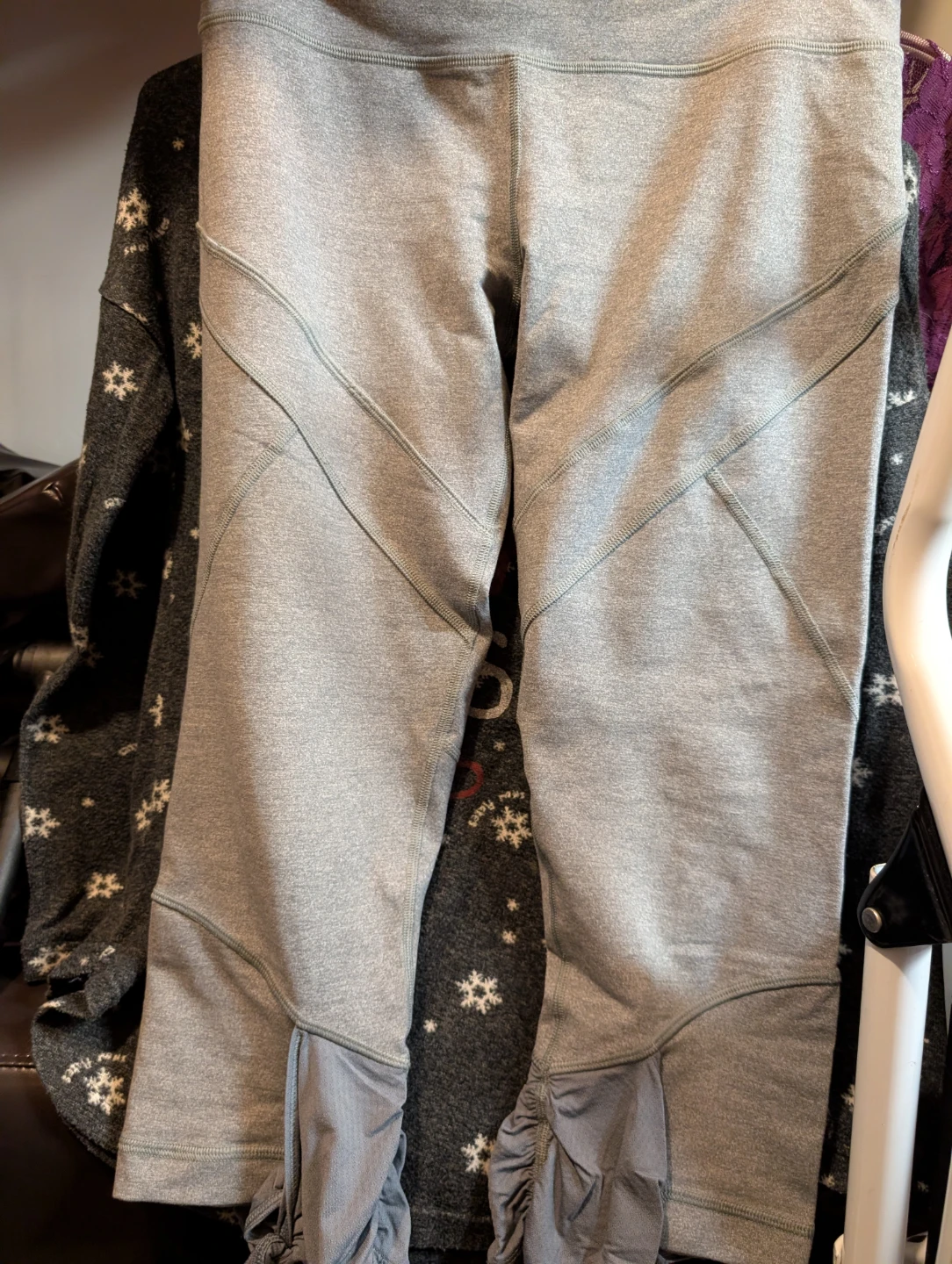 Lu Lu lemon Grey Athletic Leggings