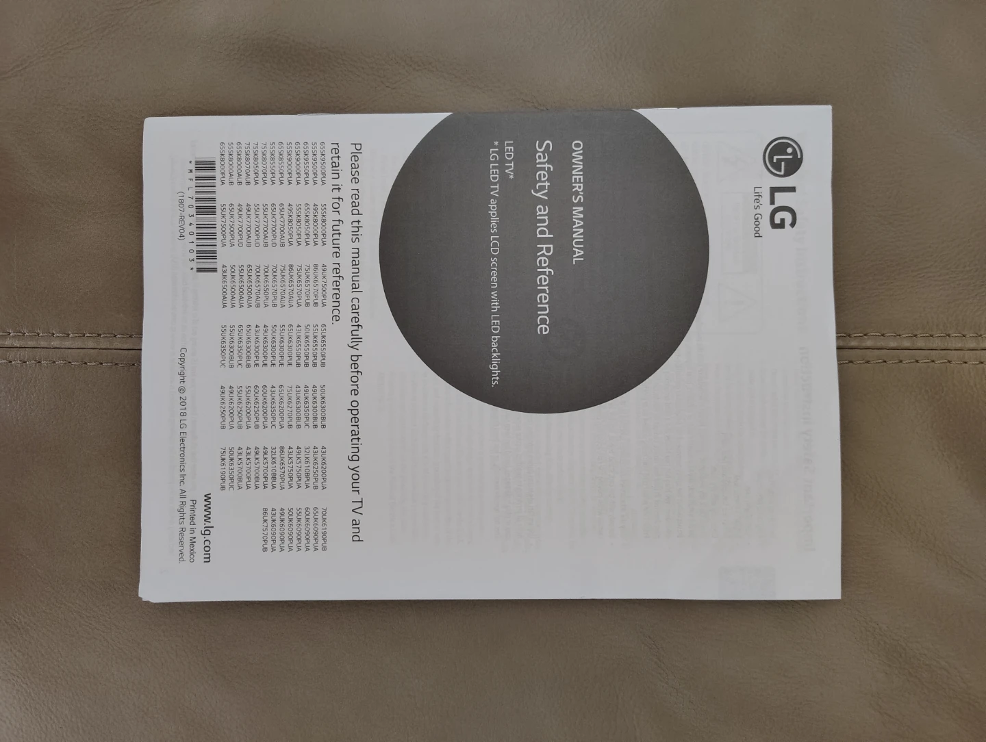 LG 65-inch 4K Ultra HD Smart TV & Wall Mount - photo 2