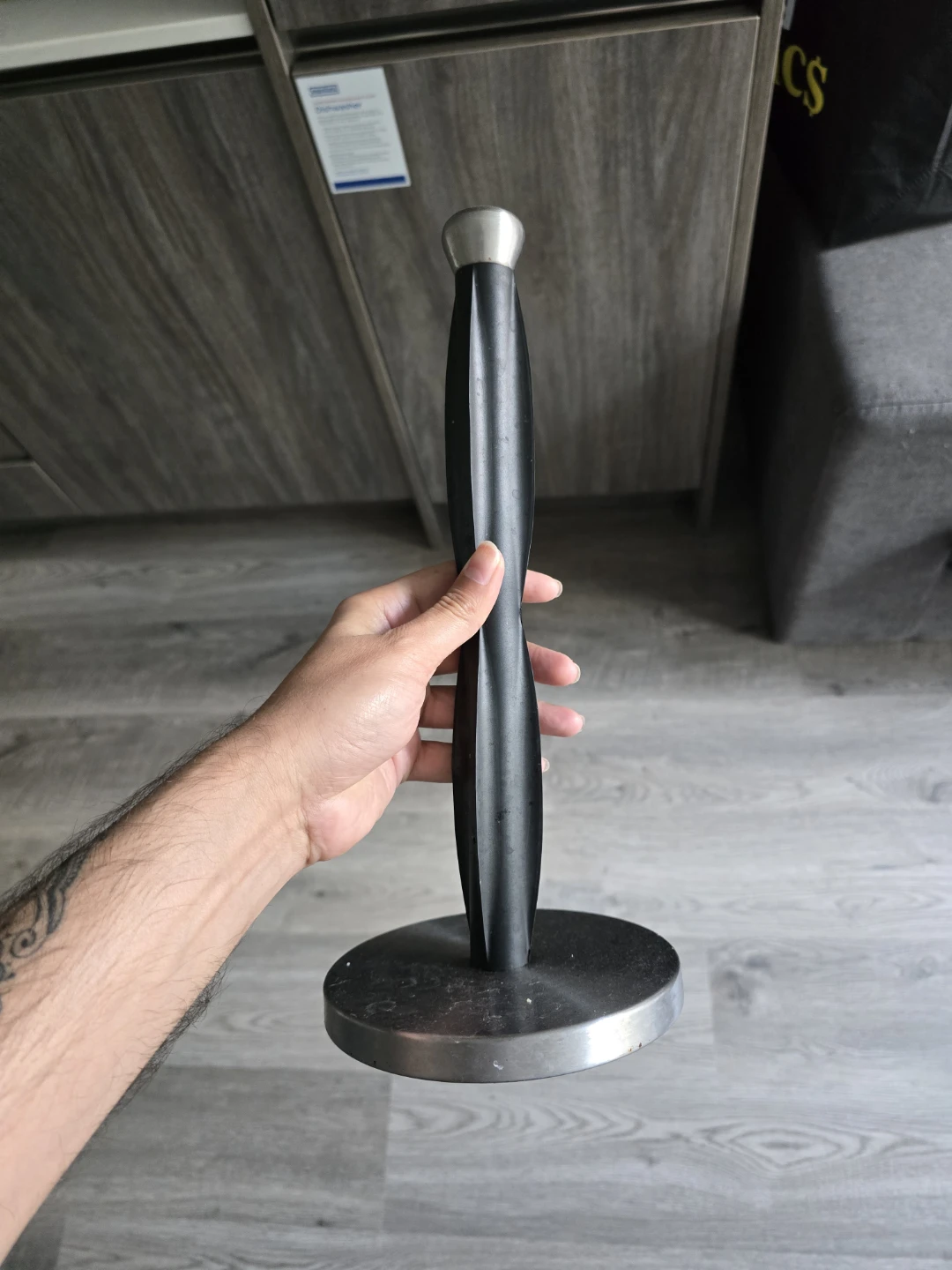 Black Paper Towel Holder ⚽️