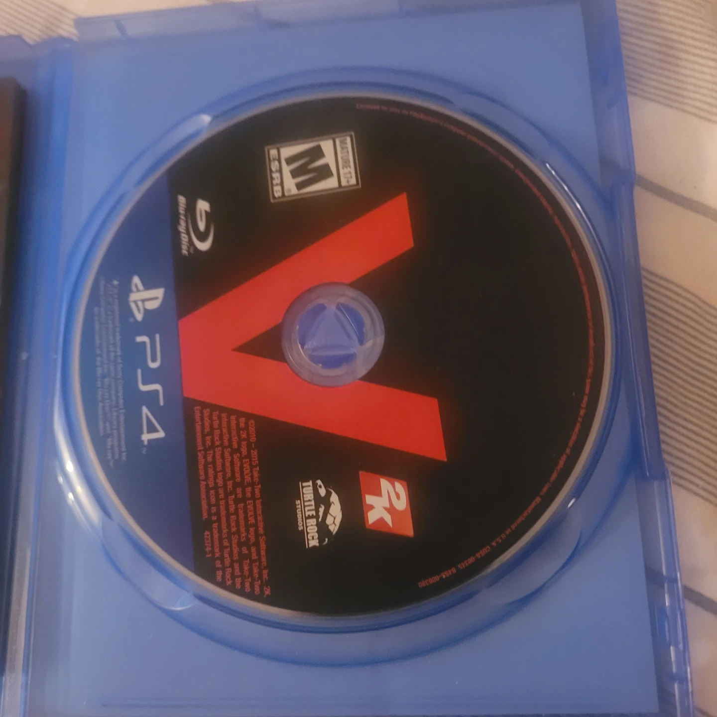 Evolve PS4 Game - photo 2