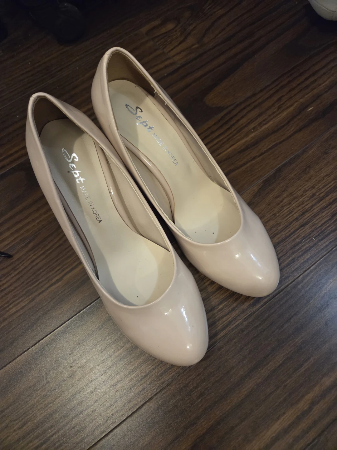 Sept Heeled Pumps - Beige Patent