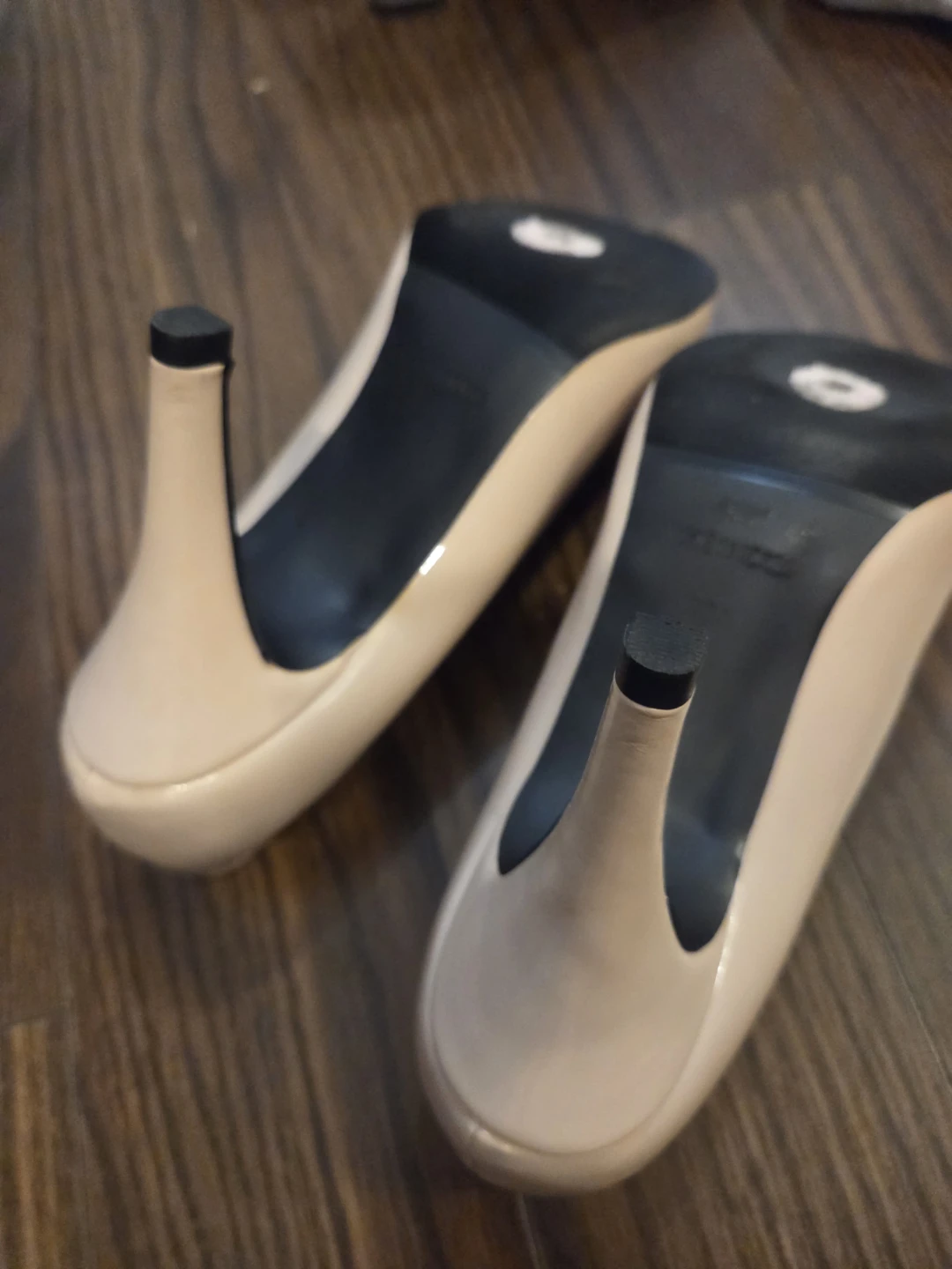 Sept Heeled Pumps - Beige Patent - photo 4