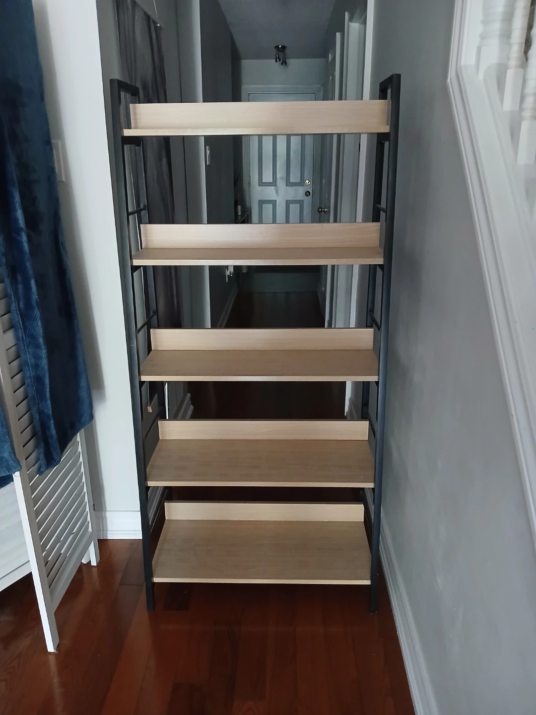 5-Tier Ladder Bookshelf