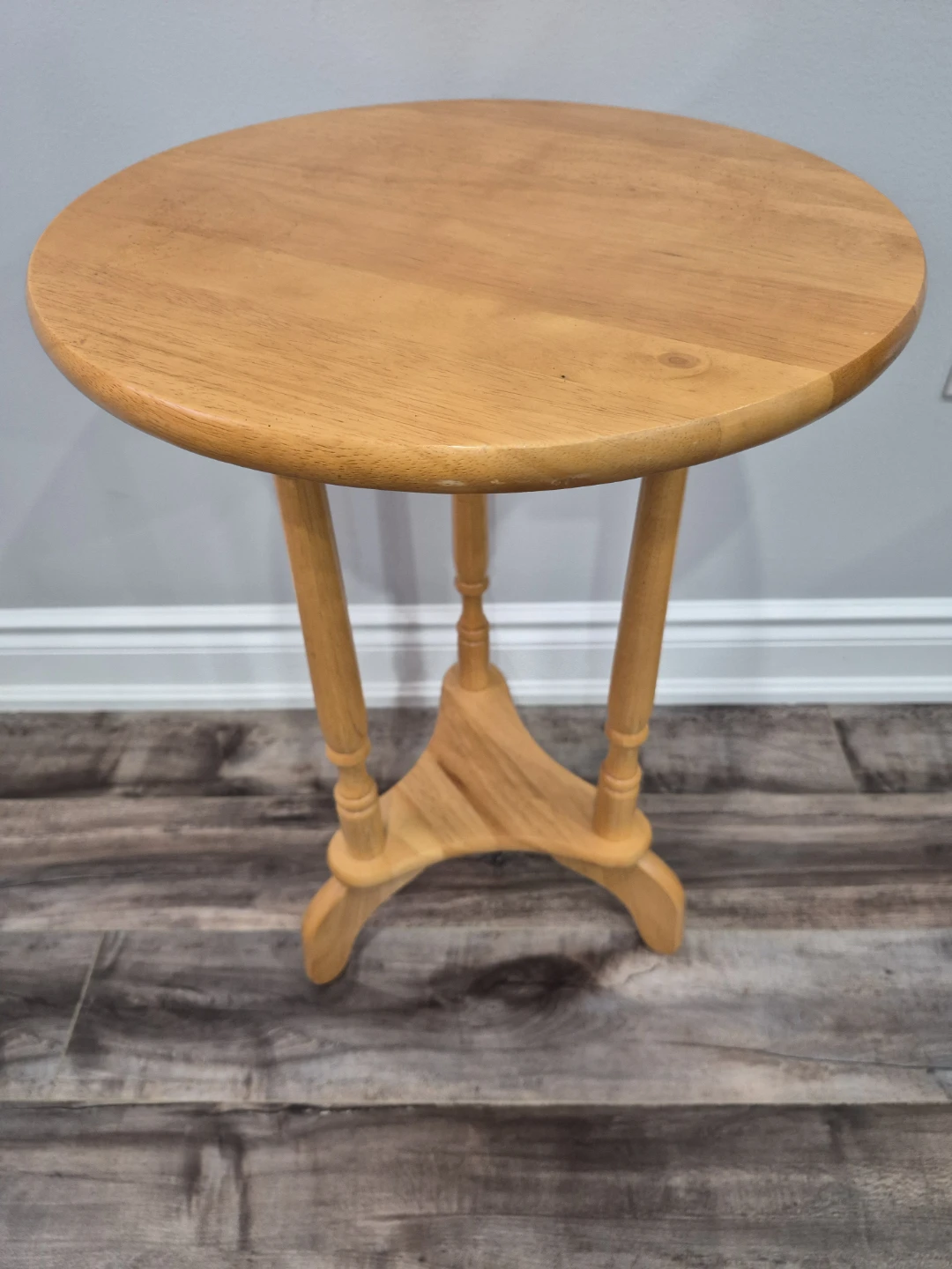 ⚽ Wooden Accent Table