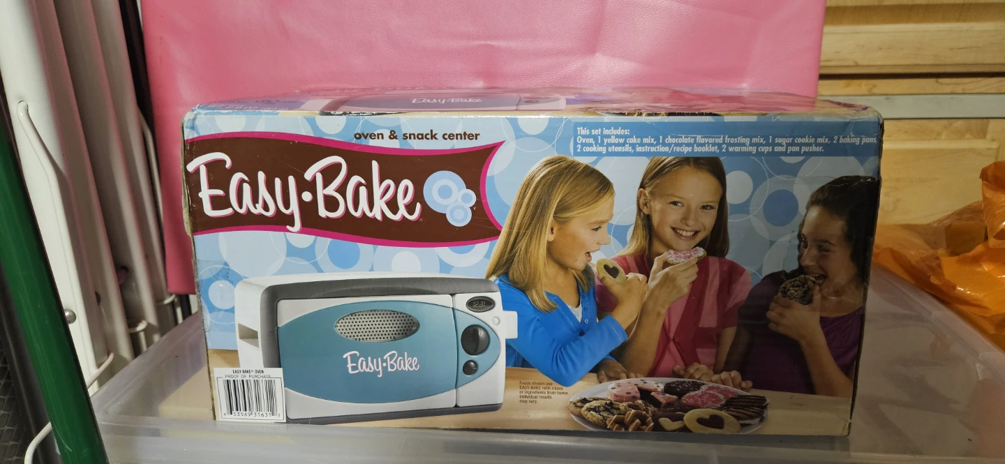 Hasbro Easy-Bake & Snack Center in Pistachio color wave. New. - photo 3