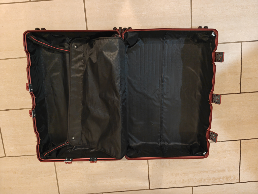 Red Luggage Suitcase (80L) - photo 4