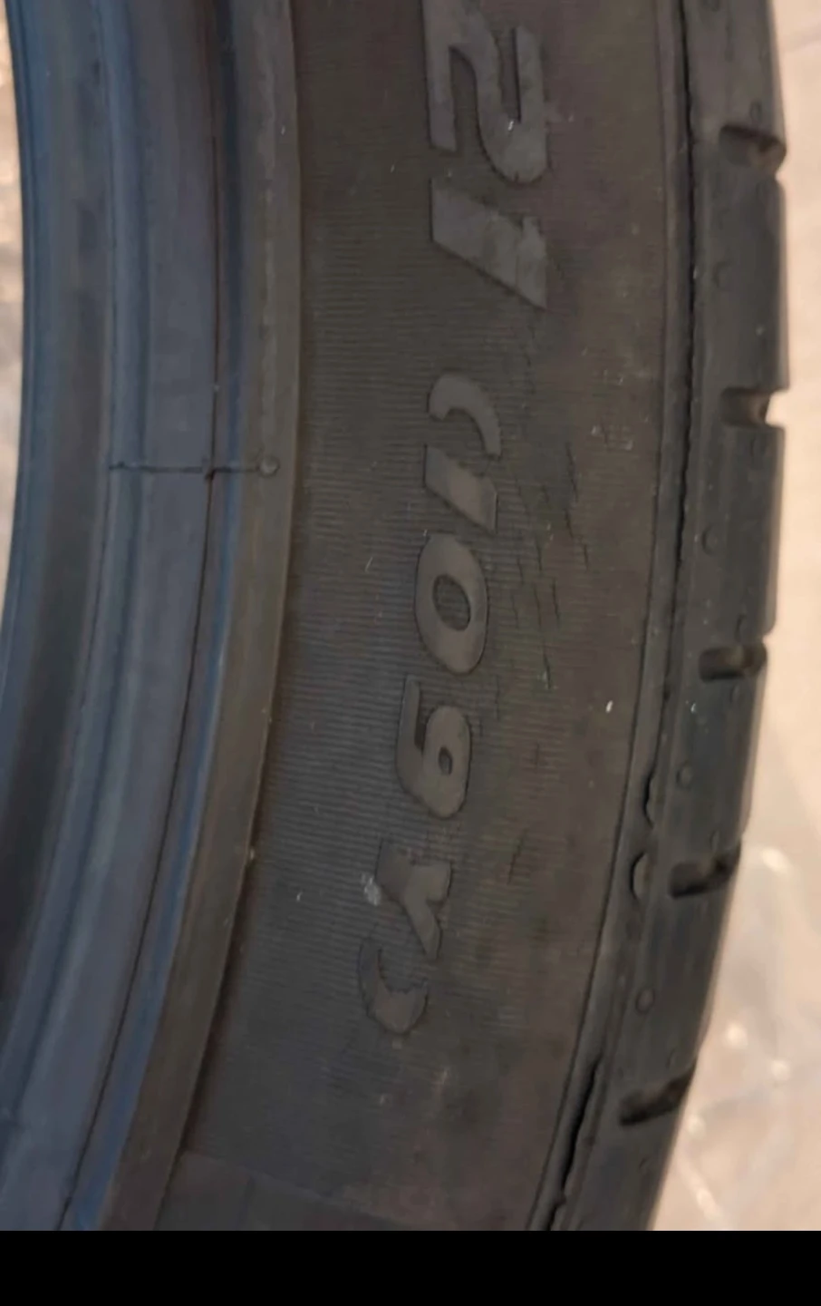 305/35 ZR21 - photo 5