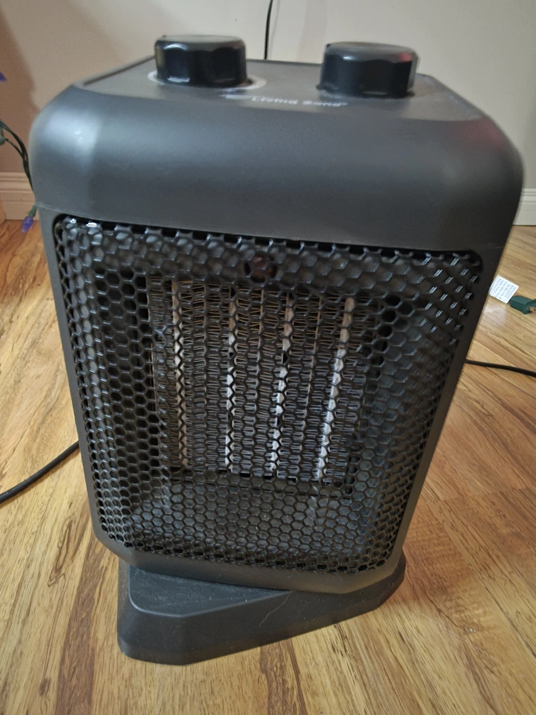 Living Zone Portable Ceramic Heater - photo 3