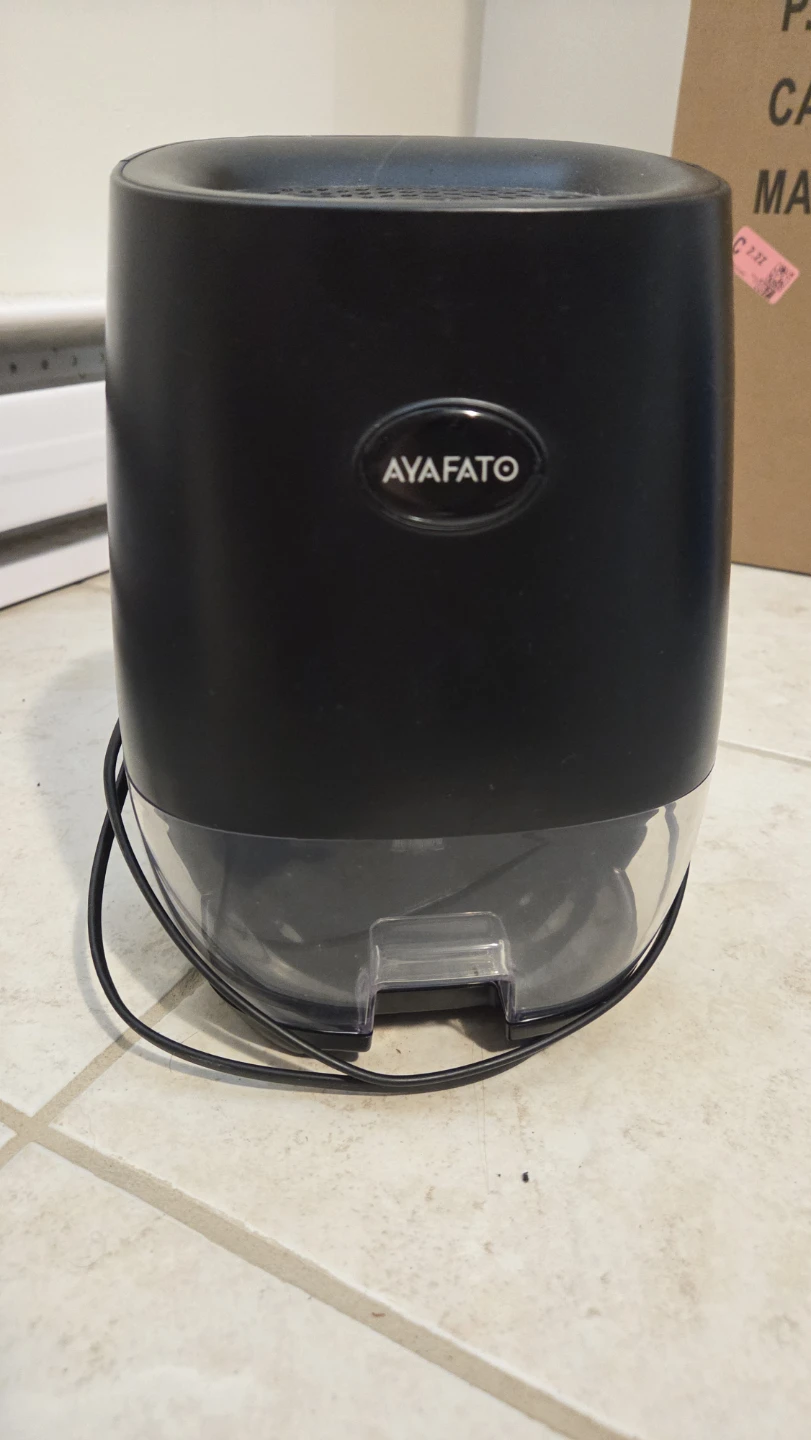 AYAFATO Mini Dehumidifier