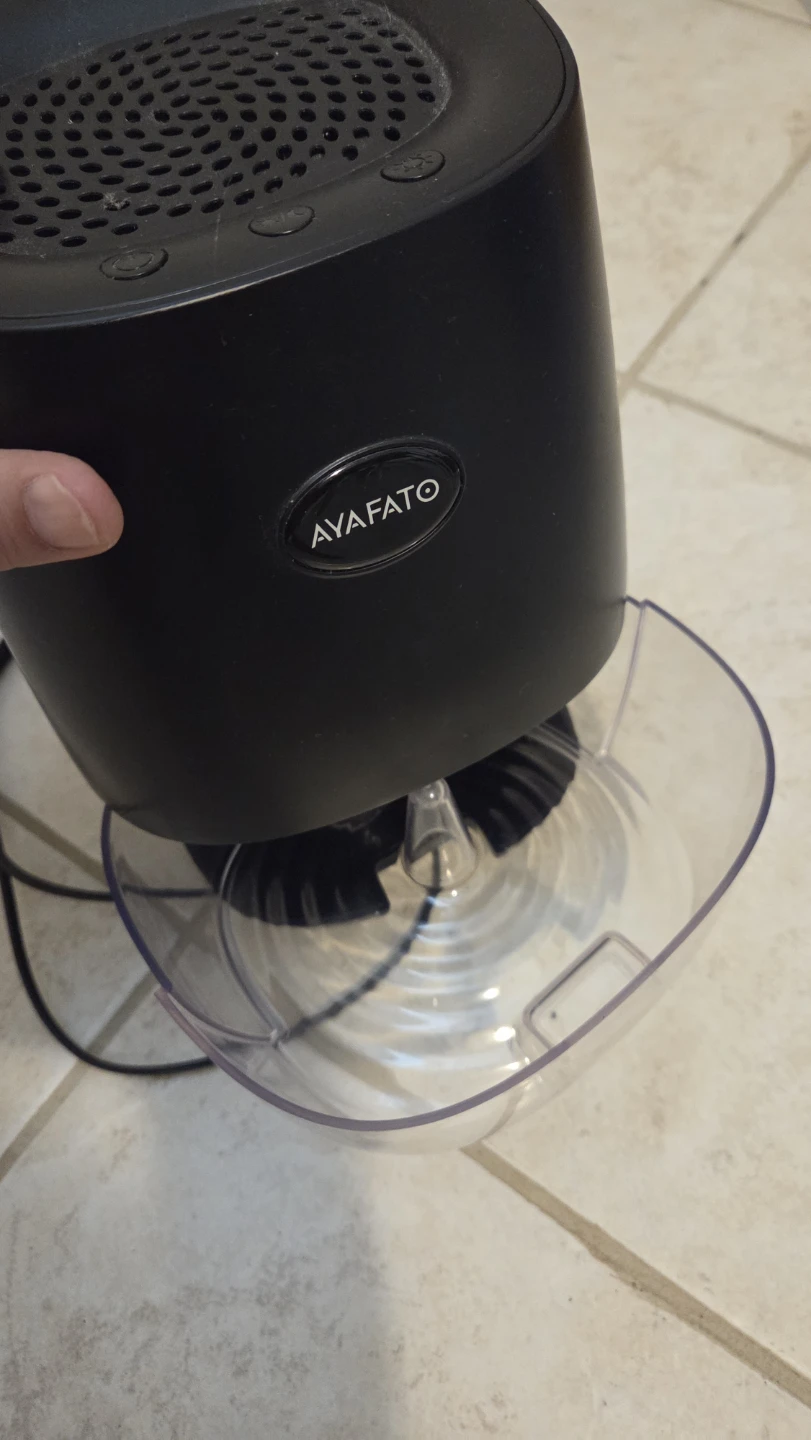 AYAFATO Mini Dehumidifier - photo 3