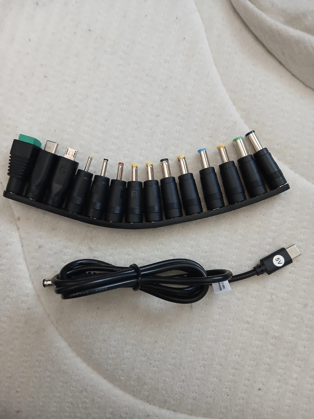 Universal Laptop Power Adapter DC 5V Jack Tips Set - photo 2