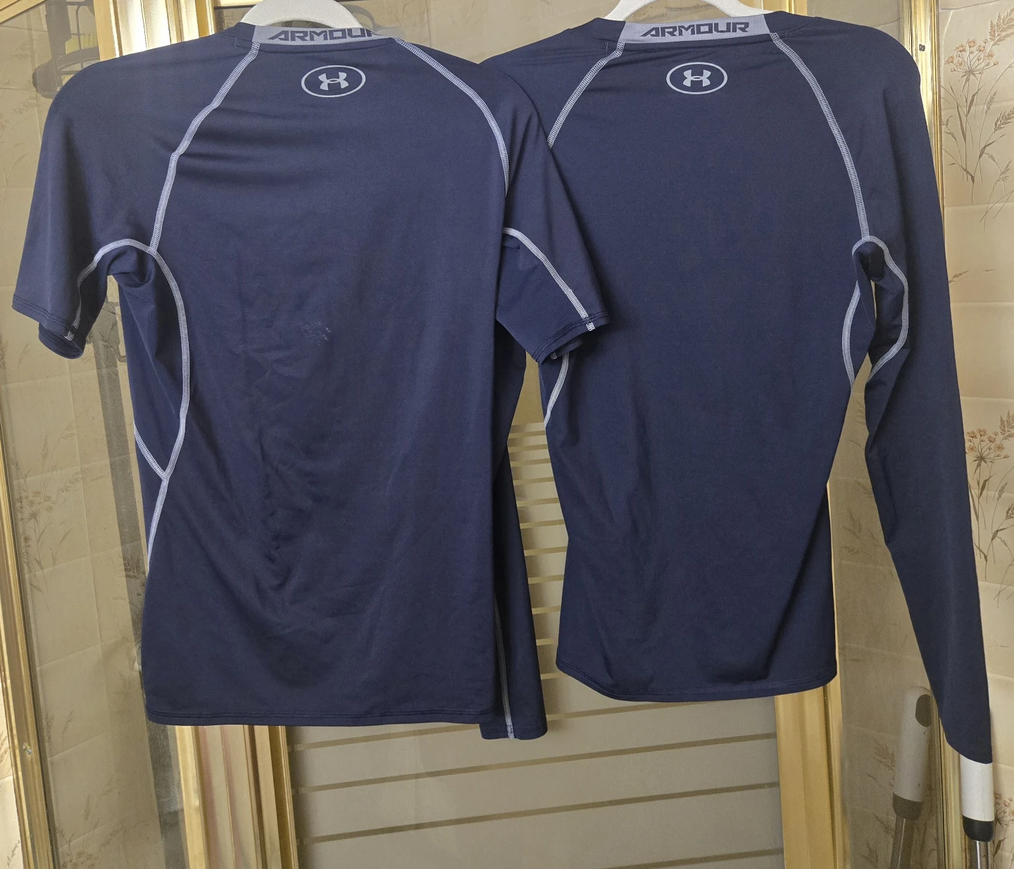 2 Under Armour Men’s Medium Blue HeatGear Compression Shirts. - photo 2