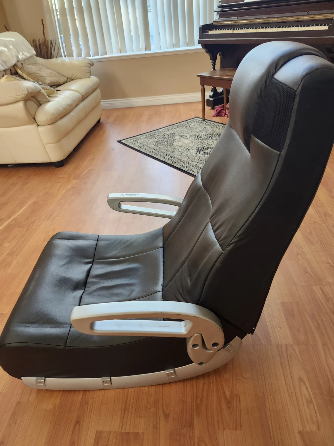 X-Rocker Gaming Chair with Speakers - photo 2