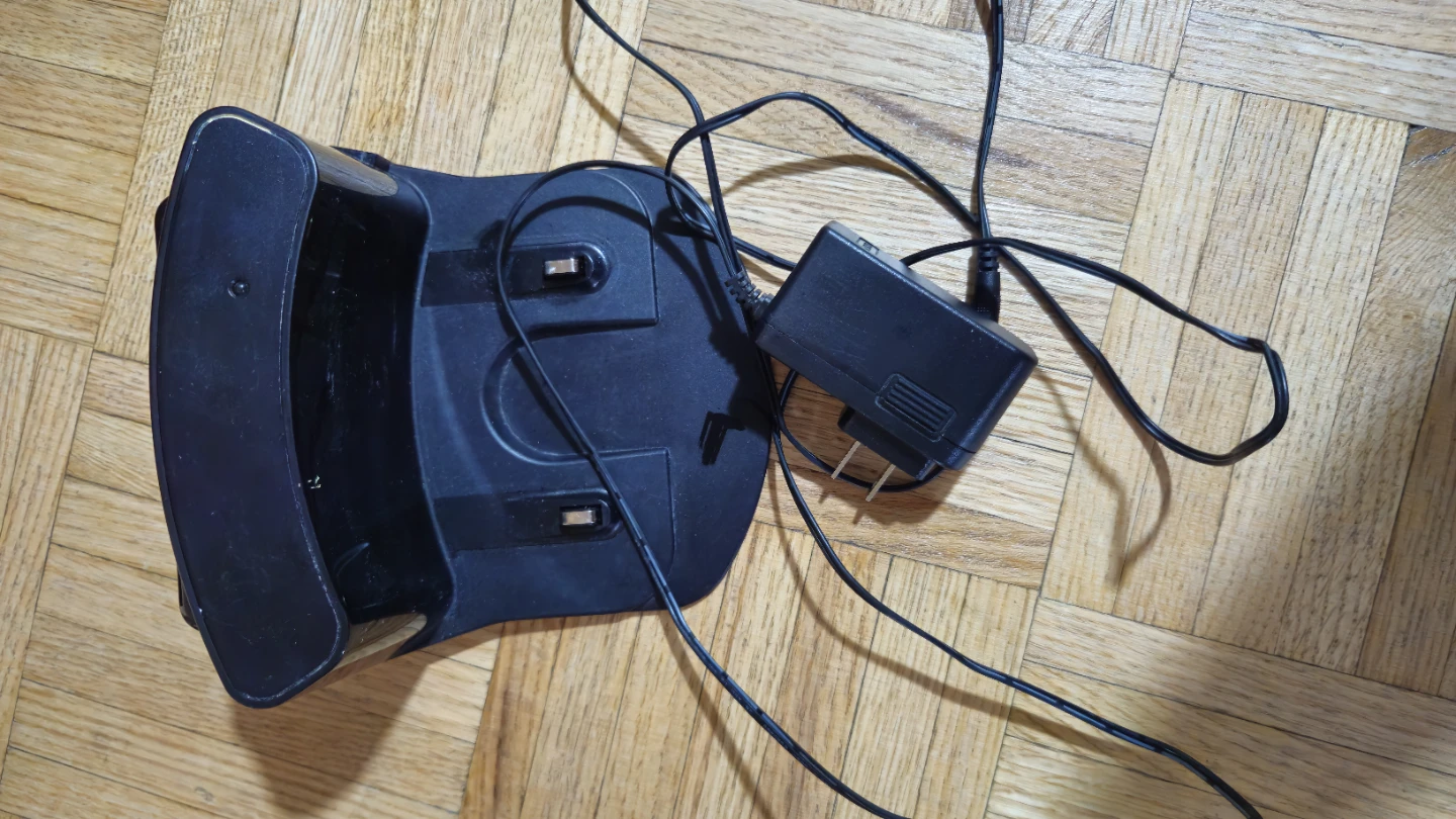 ILIFE Robotic Vacuum Cleaner with Charging Dock and Accessories - photo 2