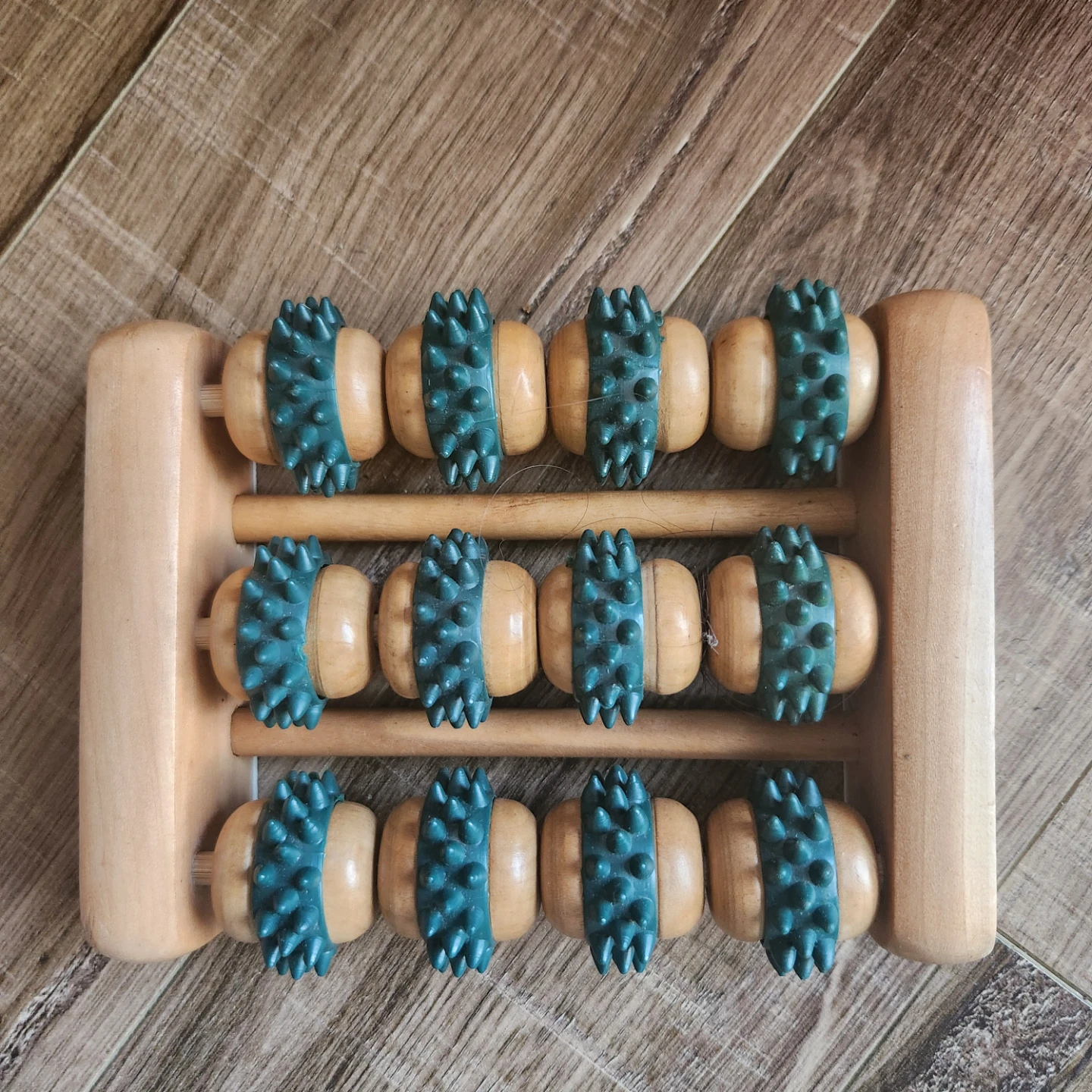 Wooden Foot Massager Roller - photo 2