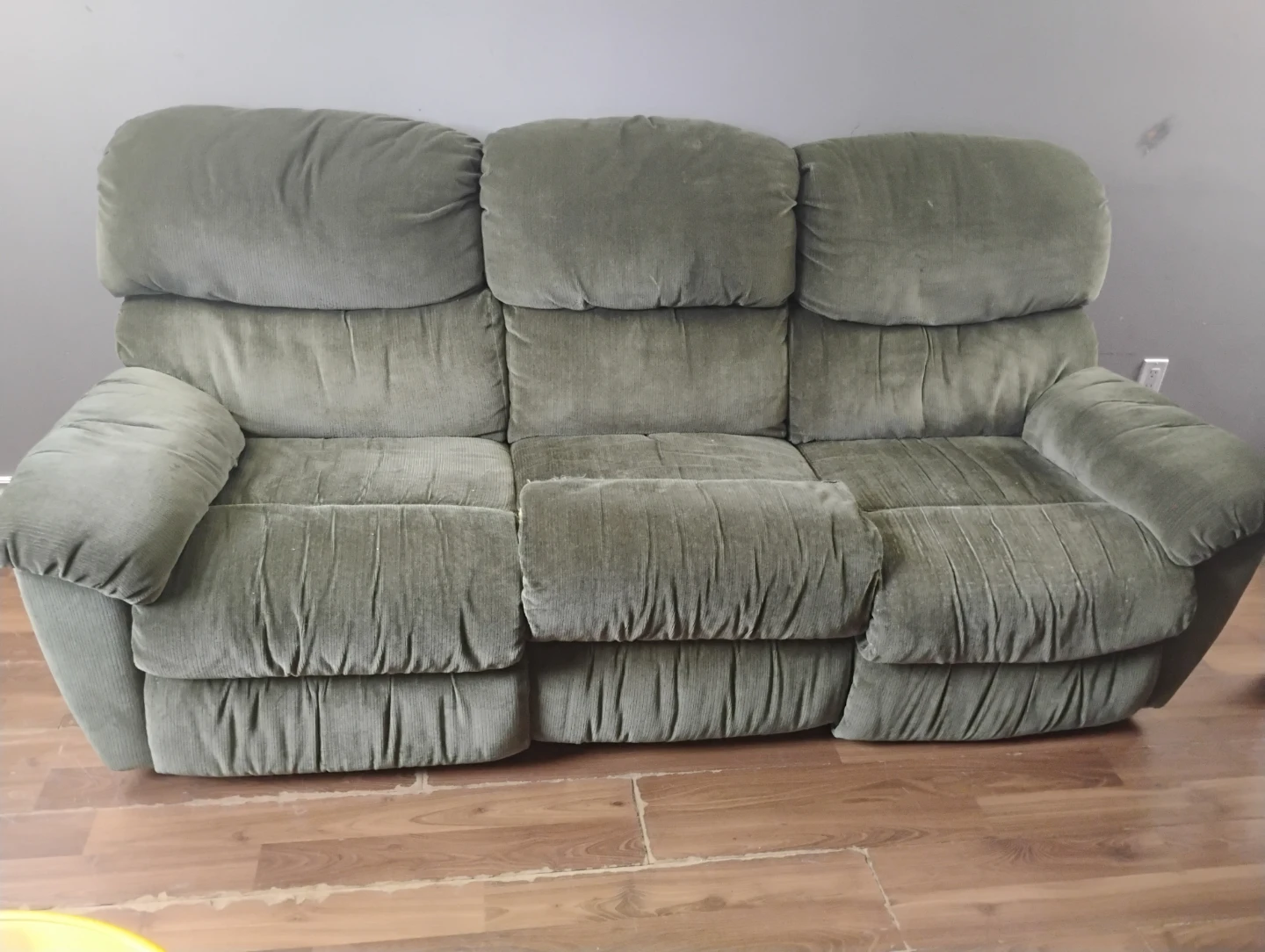 Green 3-Seater Reclining Sofa - photo 2