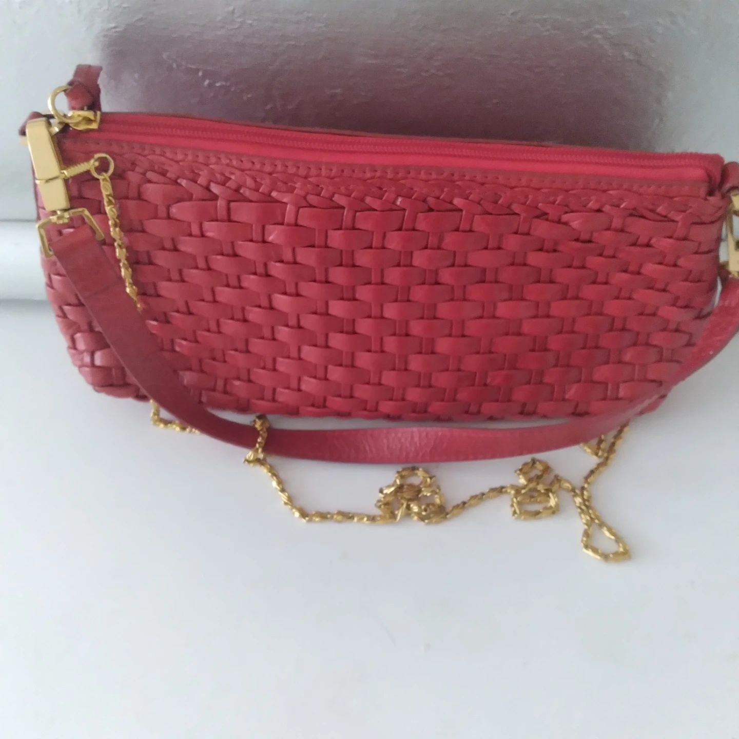 Red Woven Leather Clutch Bag with Chain Strap - photo 3