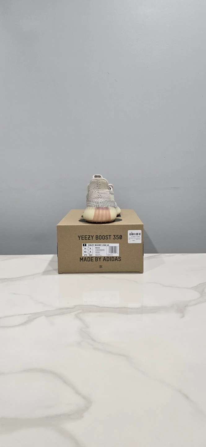 Adidas Yeezy 350 V2 Citrin (NON-REFLECTIVE) size 9.5 - photo 2