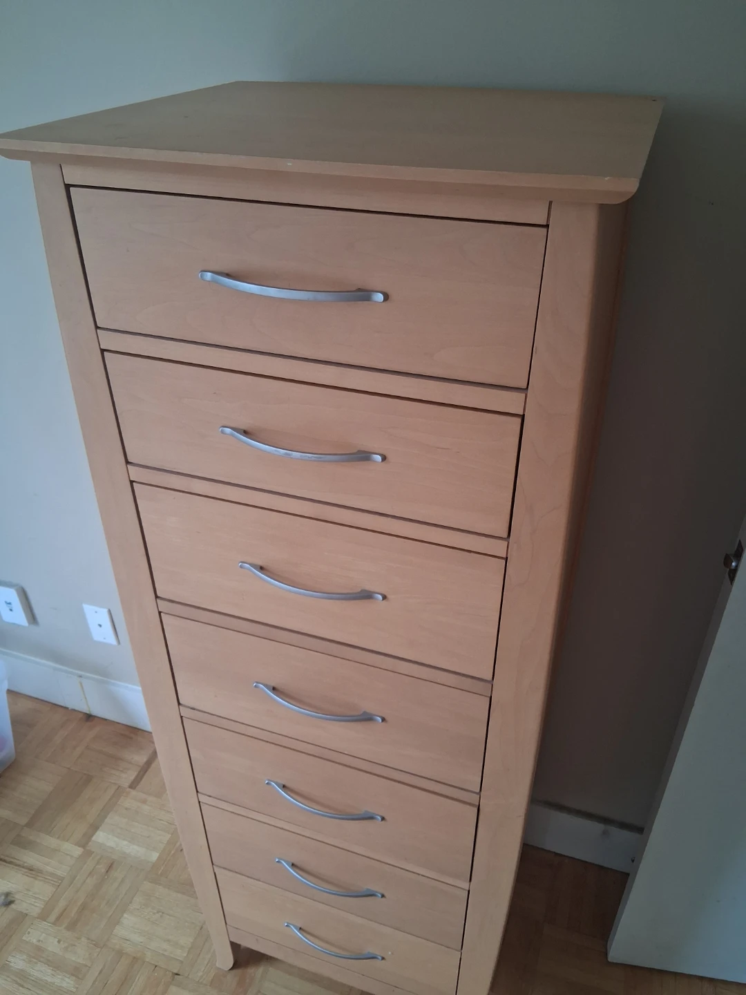 Solid Maple 90s Vintage Tall Dresser FREE - photo 4