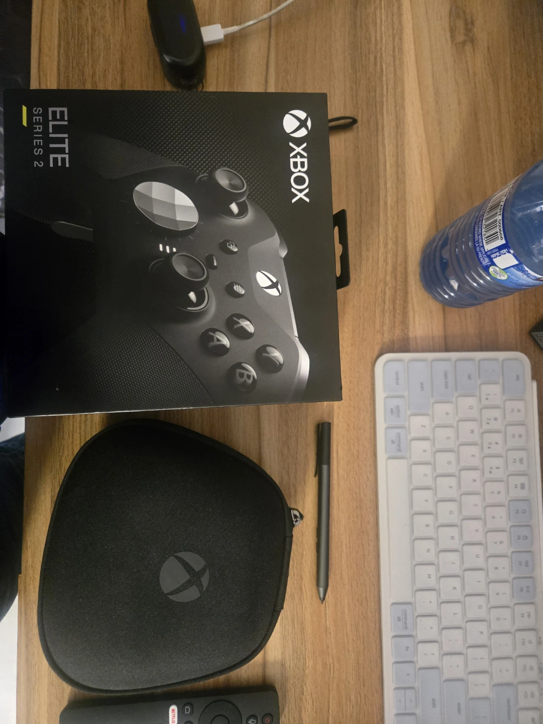 Xbox Elite Series 2 Controller - photo 2