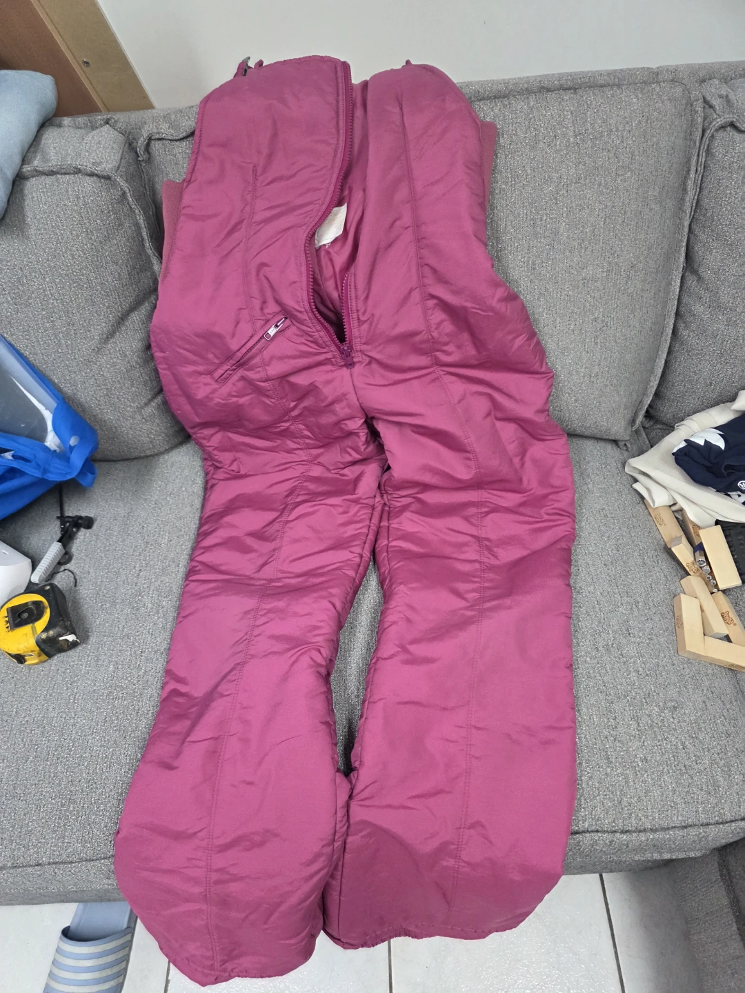 Pink insulated snowsuit pants - photo 2